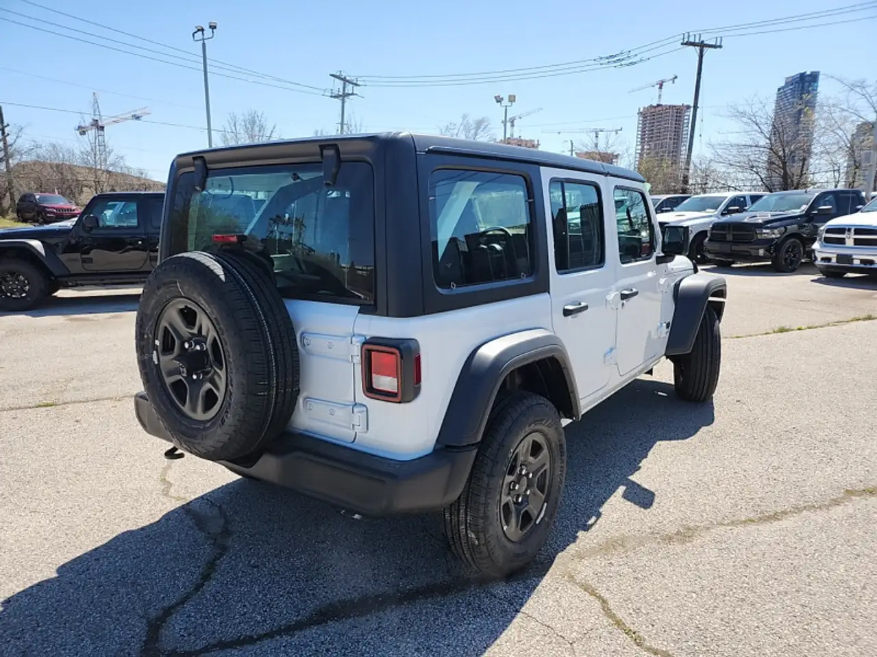 Jeep Wrangler снимка Jeep Wrangler