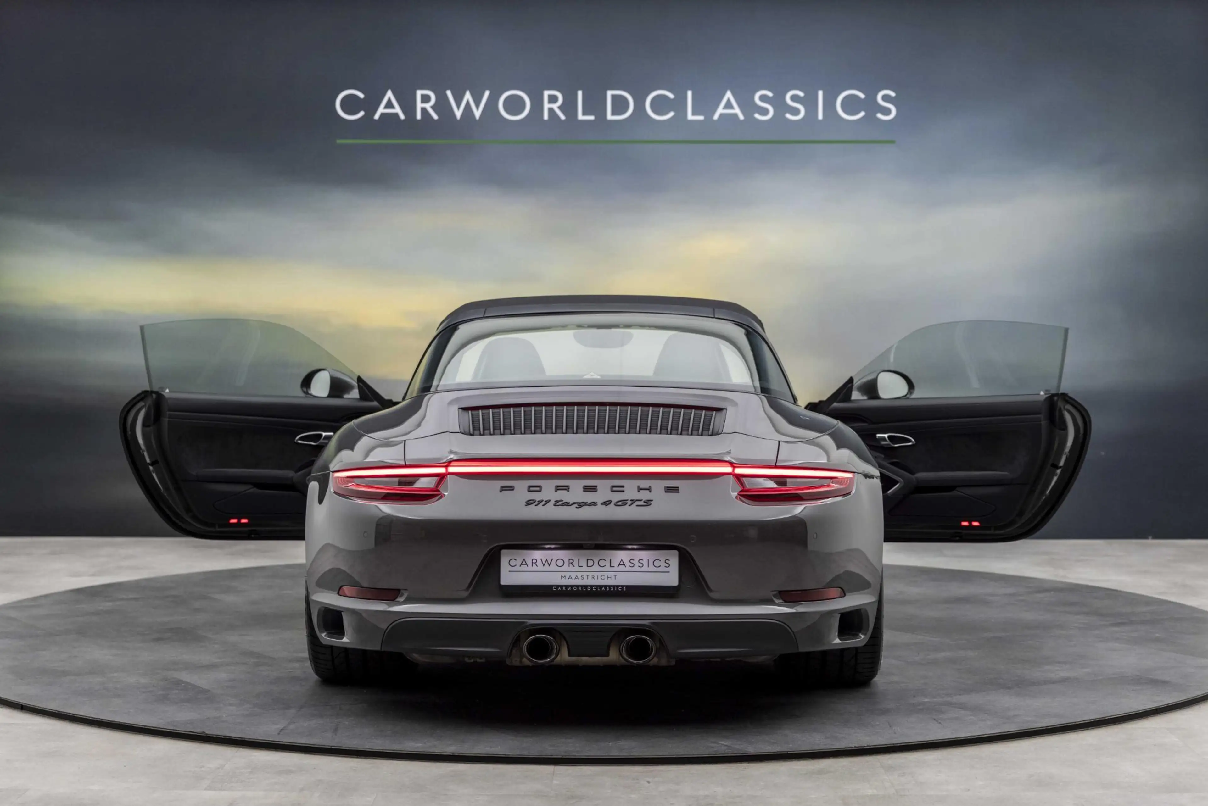 Porsche 991 991.2 - 3.0 TARGA 4 GTS PDK — photo 21