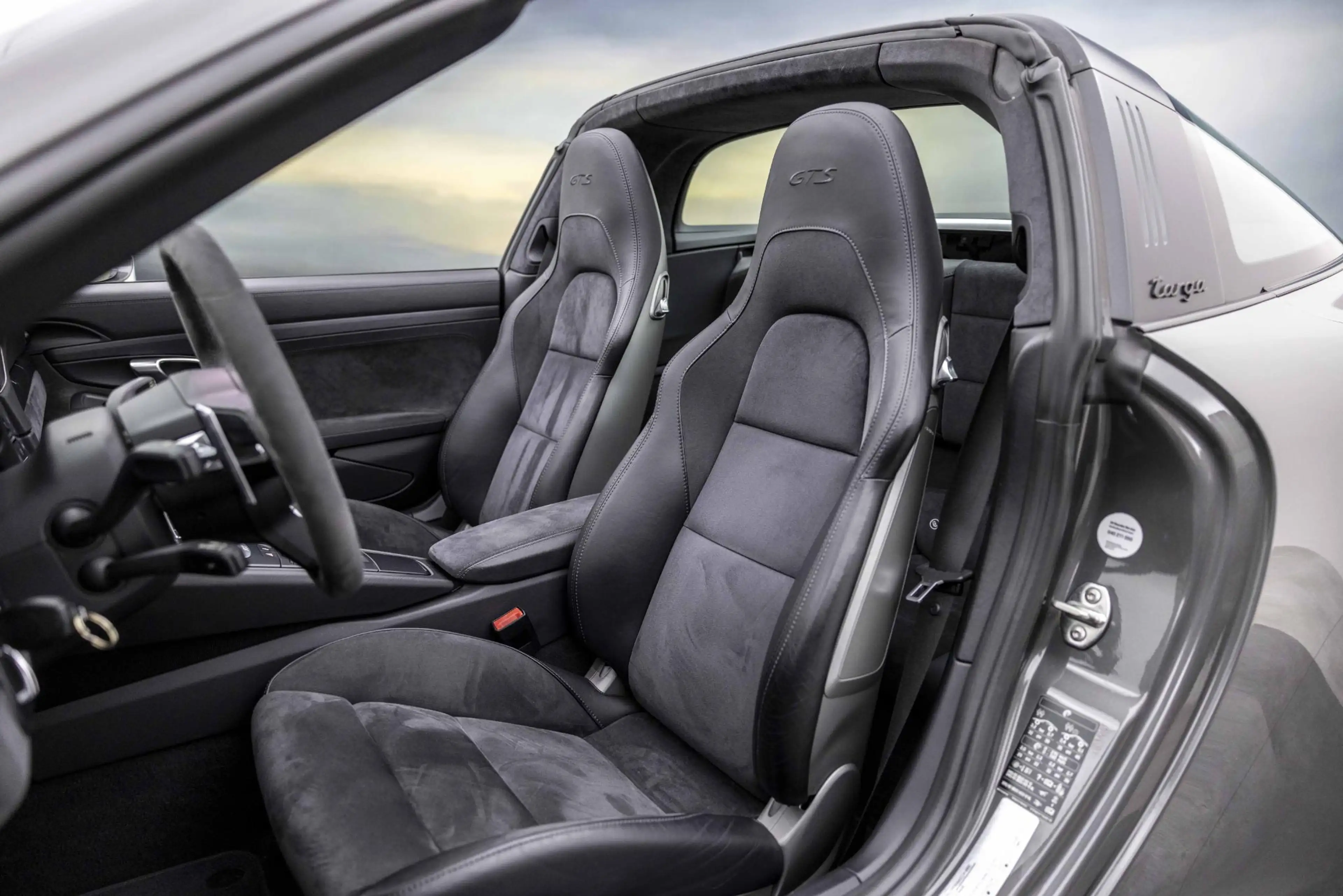Porsche 991 991.2 - 3.0 TARGA 4 GTS PDK — photo 26