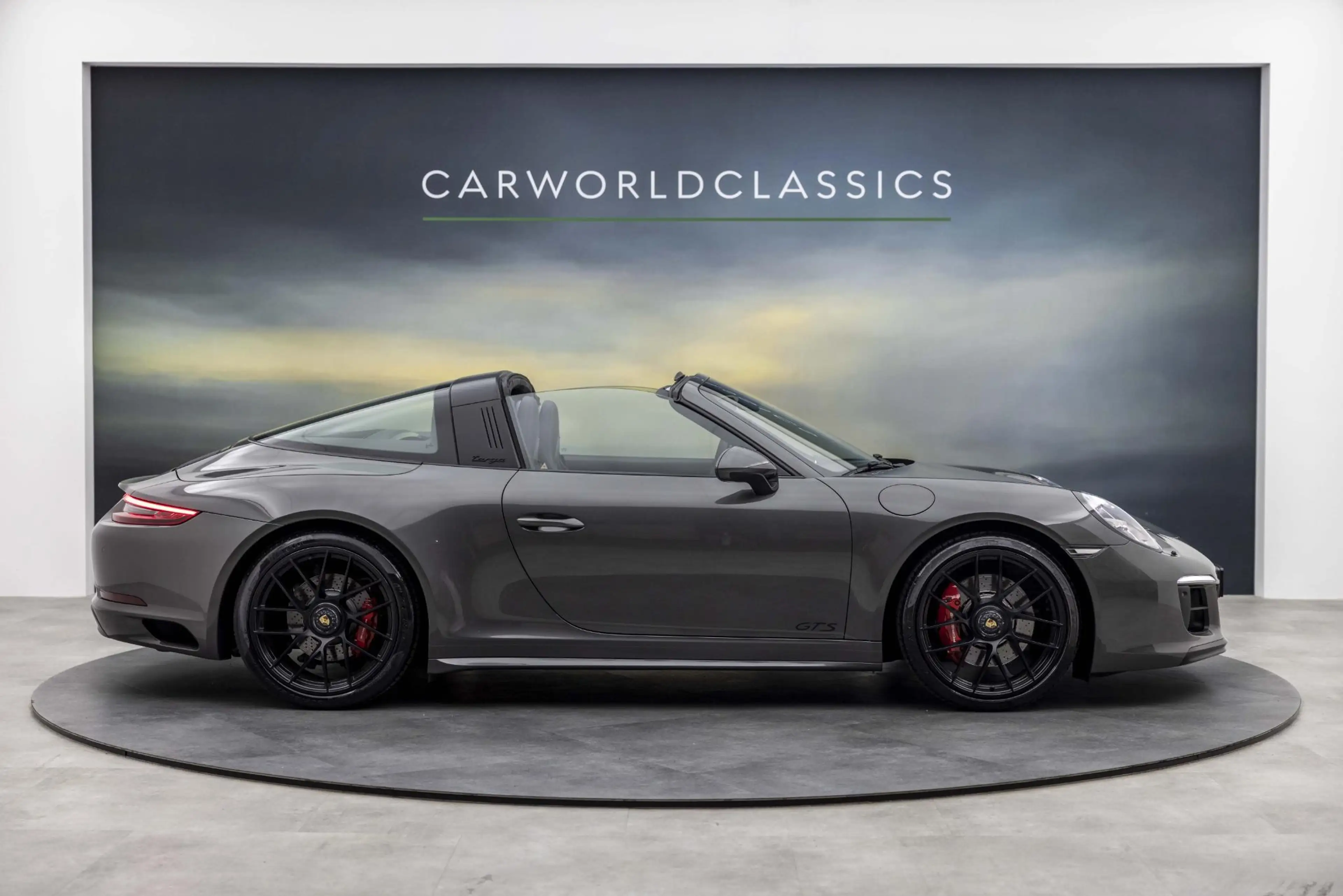 Porsche 991 991.2 - 3.0 TARGA 4 GTS PDK — photo 15