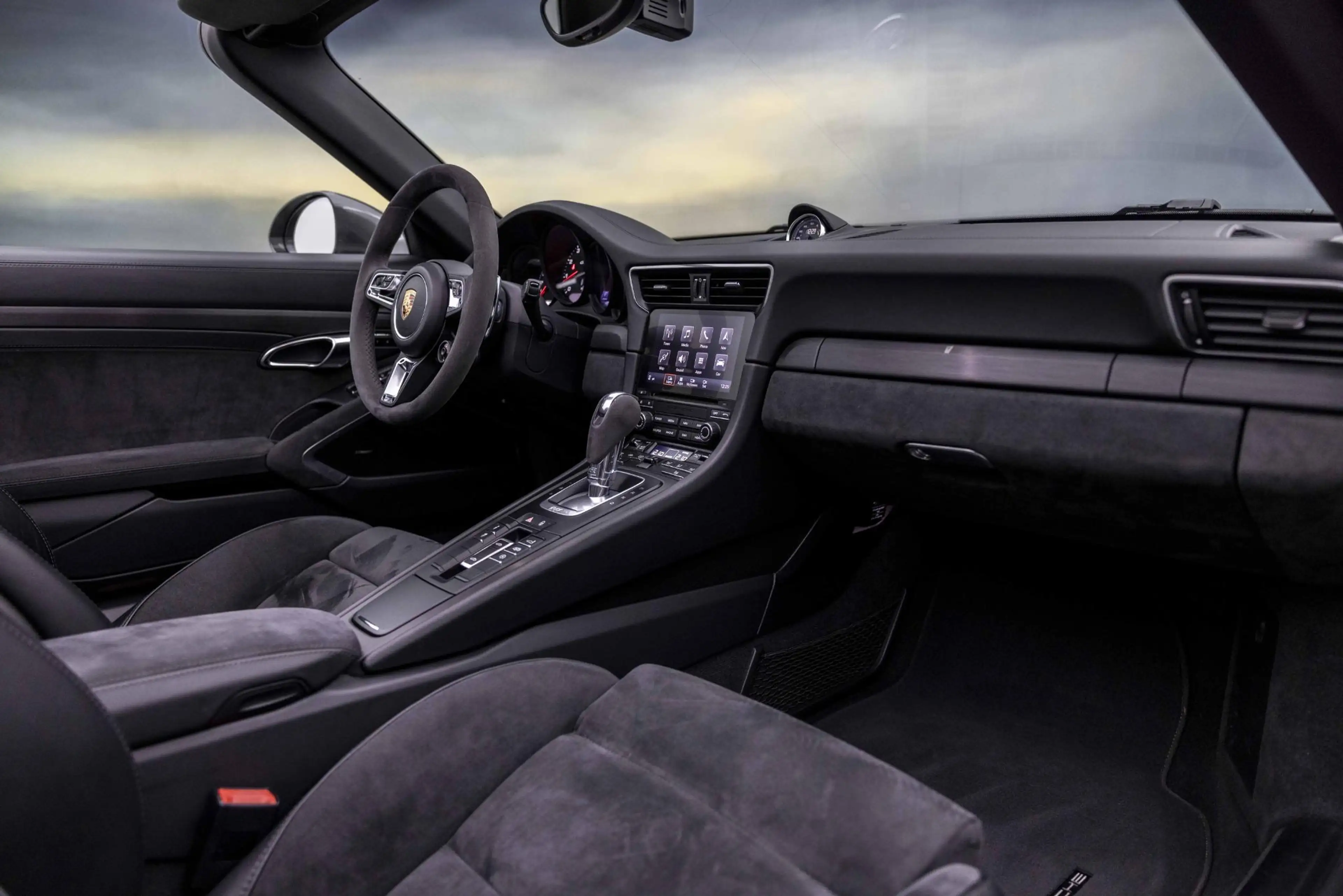 Porsche 991 991.2 - 3.0 TARGA 4 GTS PDK — photo 4