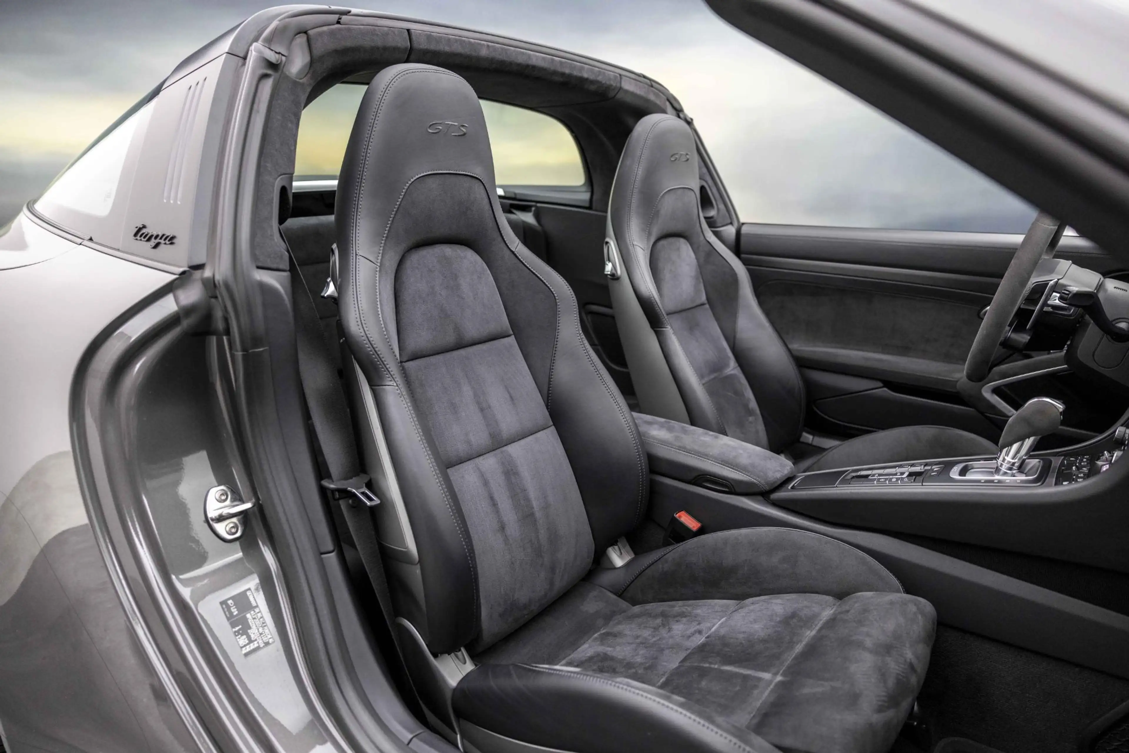 Porsche 991 991.2 - 3.0 TARGA 4 GTS PDK — photo 3