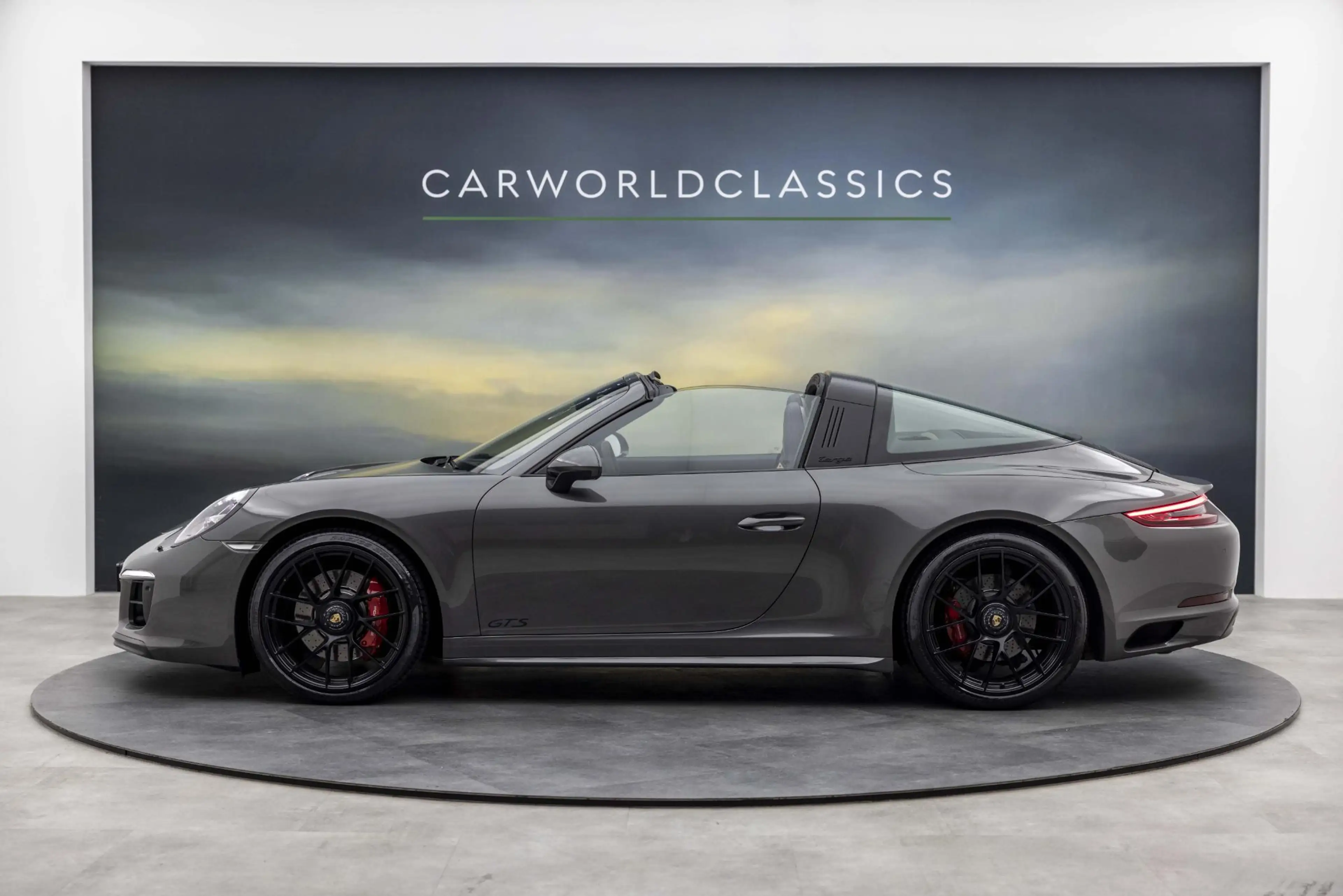 Porsche 991 991.2 - 3.0 TARGA 4 GTS PDK — photo 16