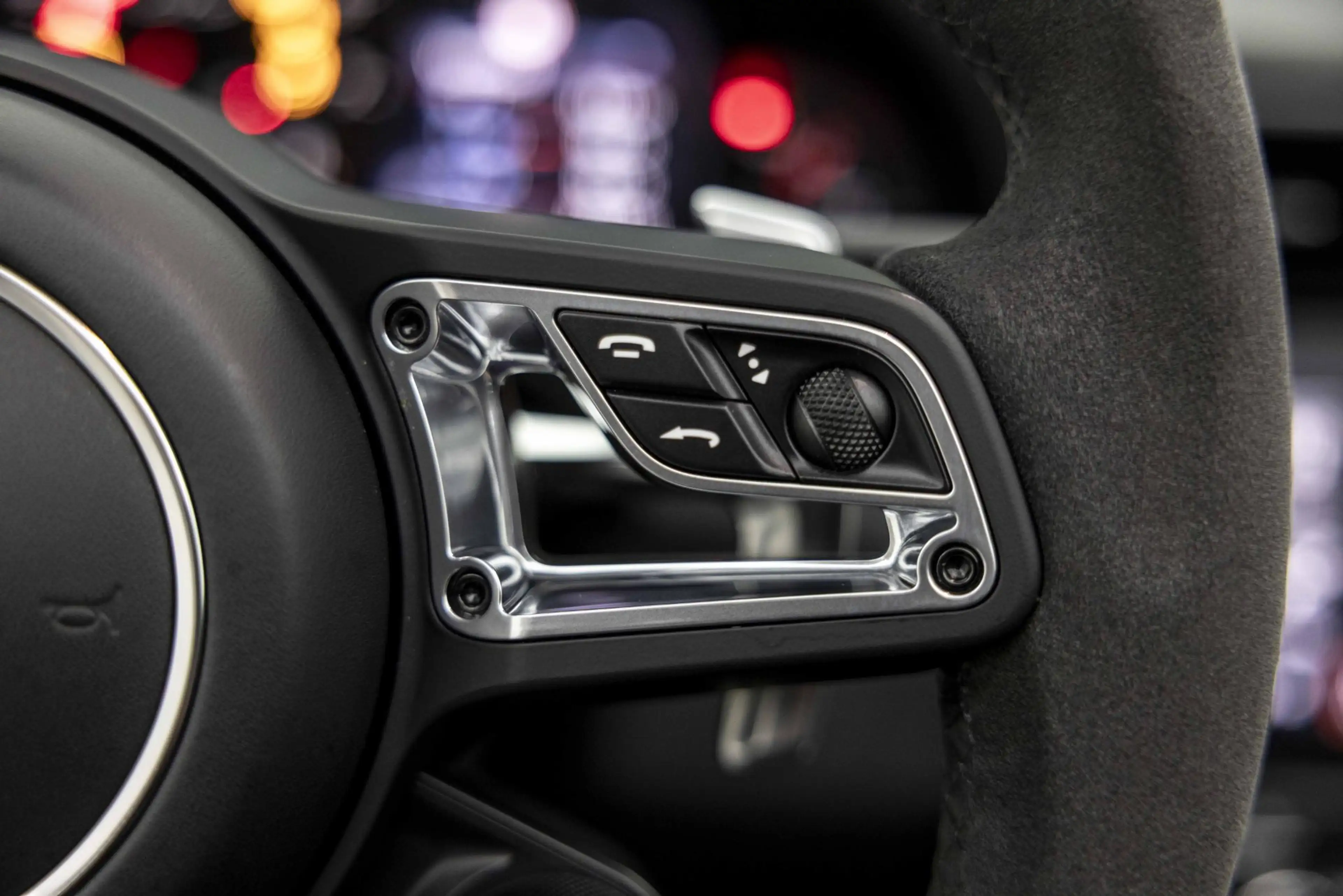 Porsche 991 991.2 - 3.0 TARGA 4 GTS PDK — photo 46