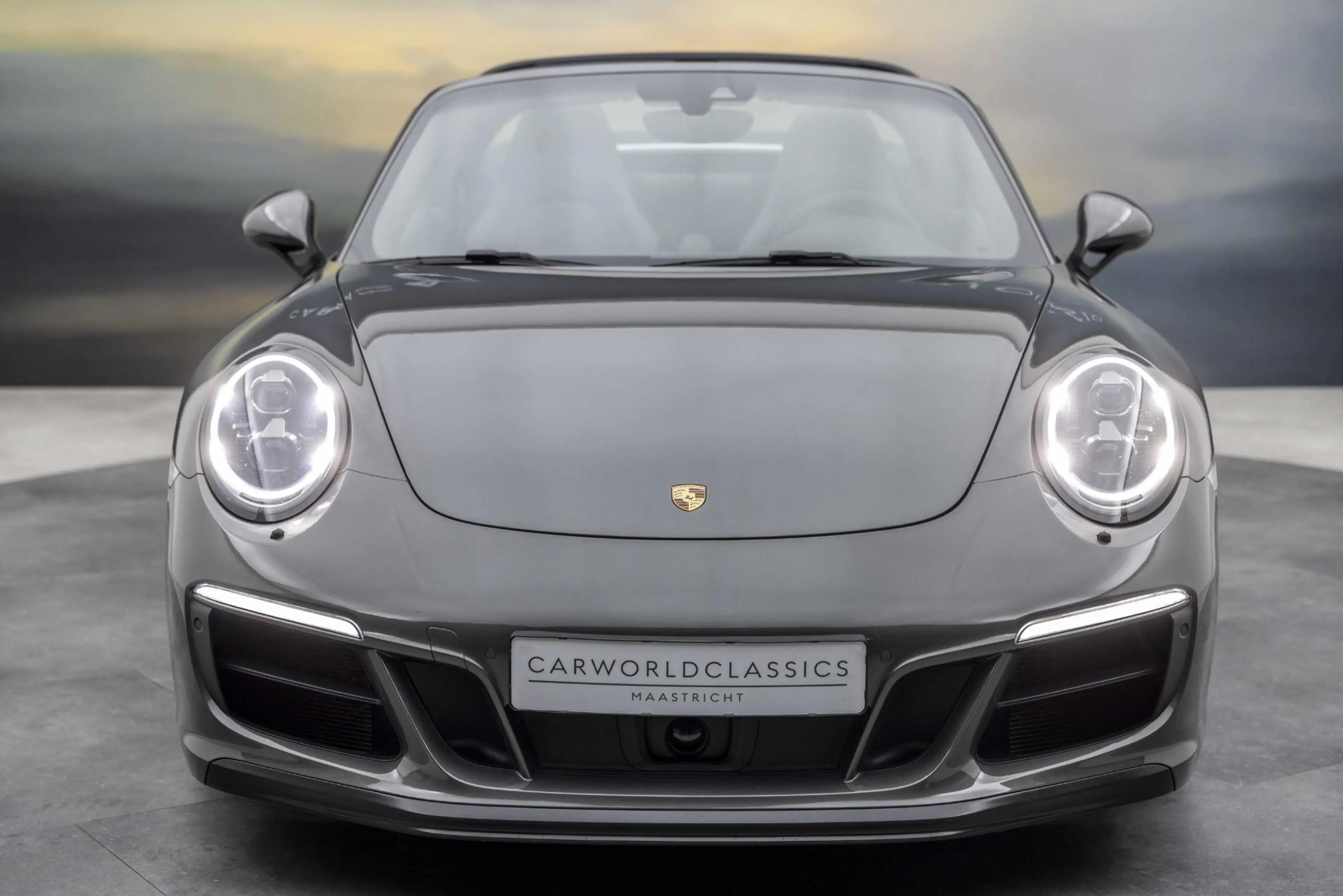 Porsche 991 991.2 - 3.0 TARGA 4 GTS PDK — photo 19