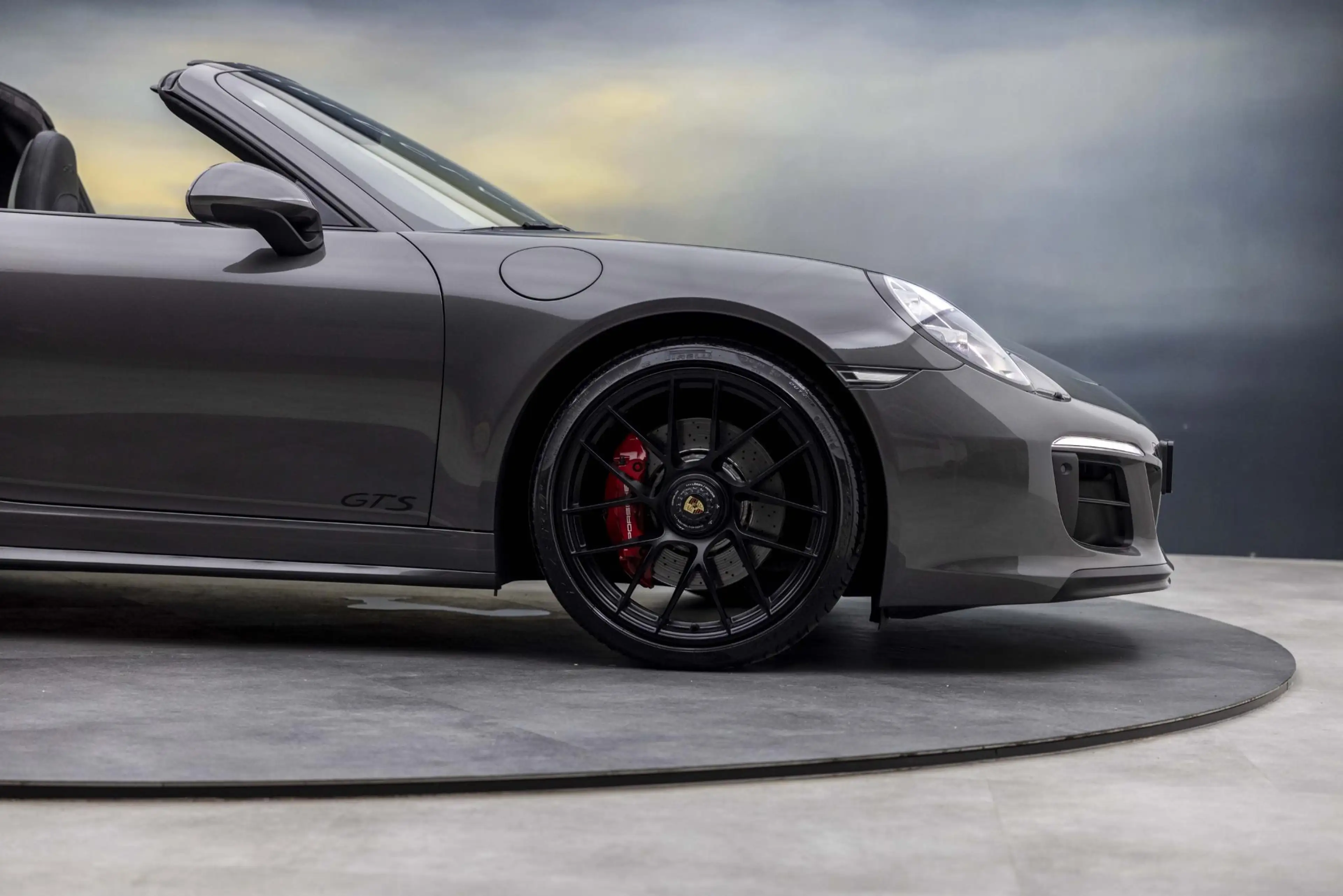 Porsche 991 991.2 - 3.0 TARGA 4 GTS PDK — photo 24