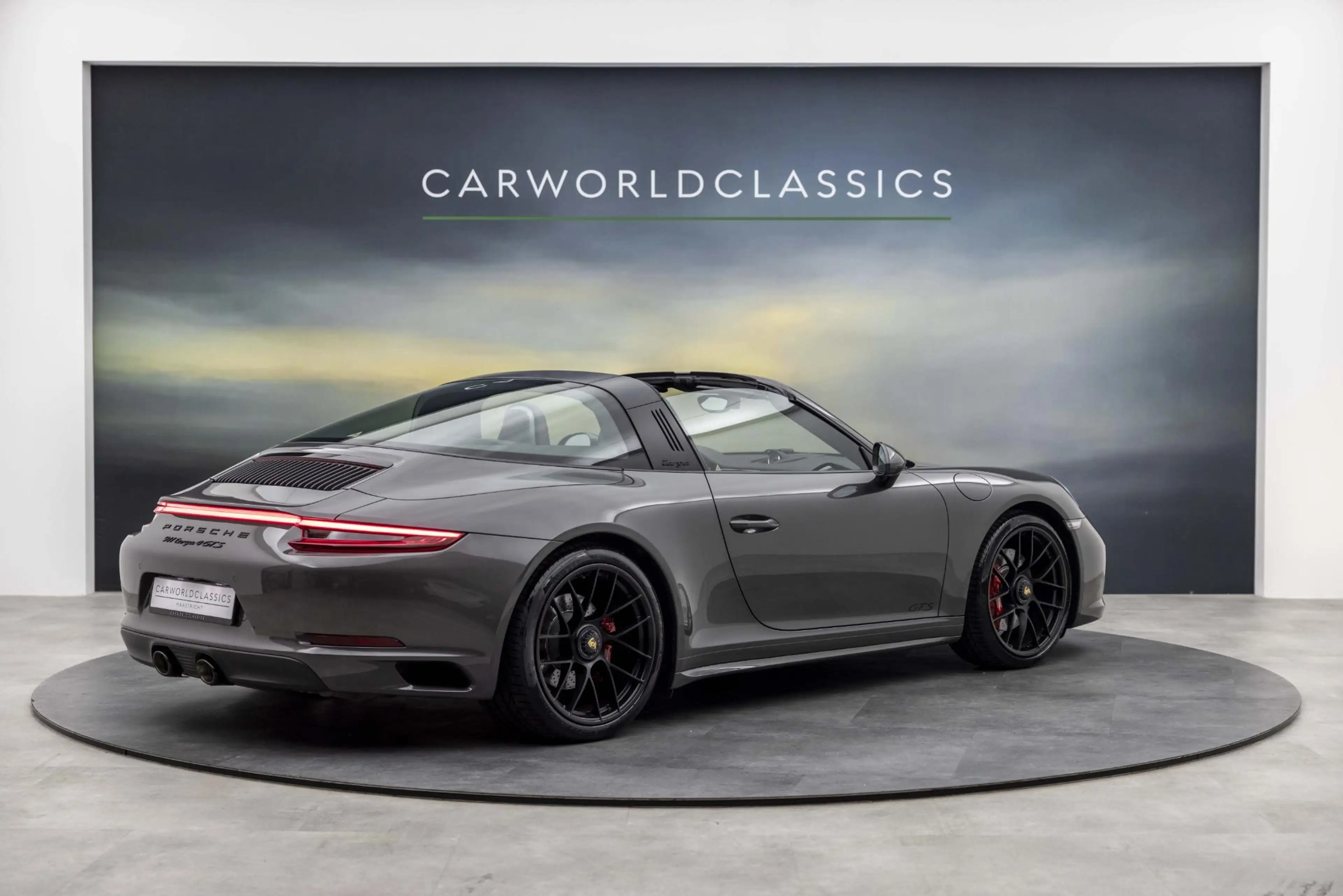 Porsche 991 991.2 - 3.0 TARGA 4 GTS PDK — photo 12