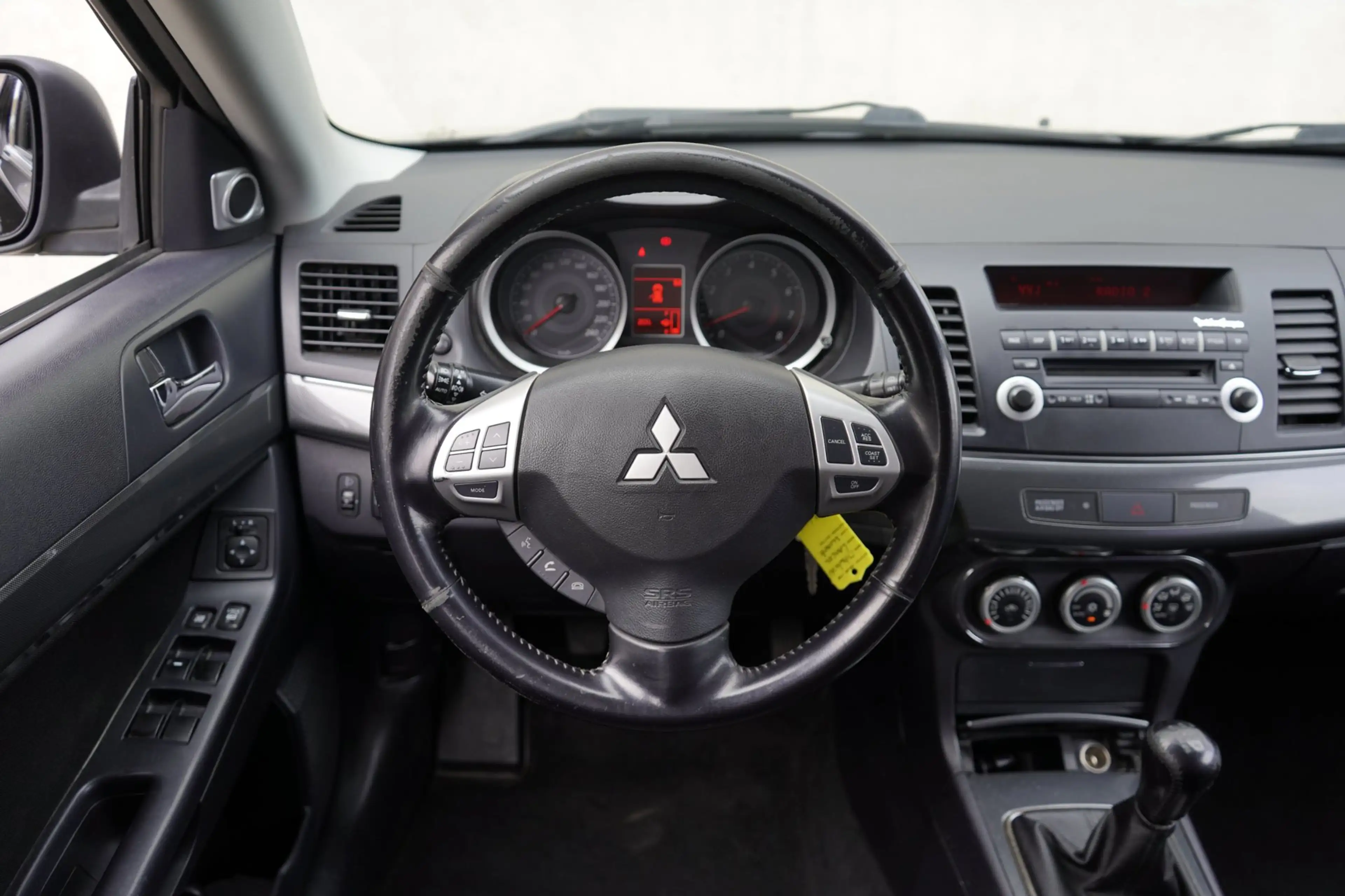Mitsubishi Lancer Sportback 1.8 Instyle 143pk Airco 18 inch — photo 6