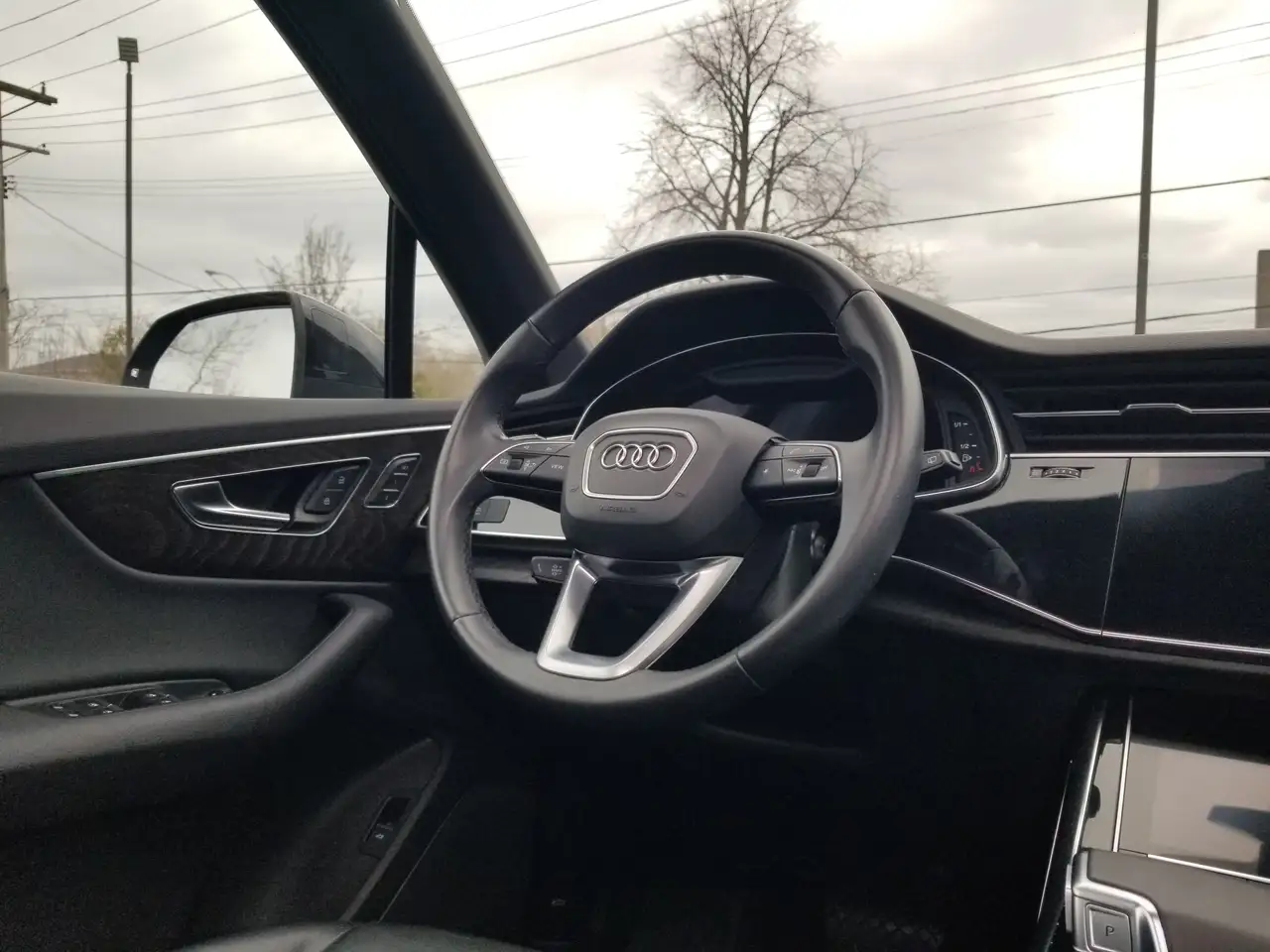 Audi Q7 photo Audi Q7
