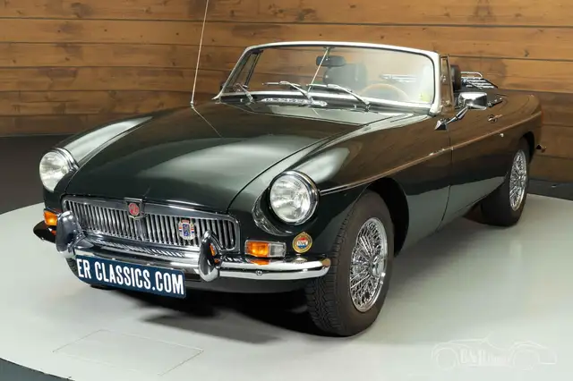 MG MGB view 4