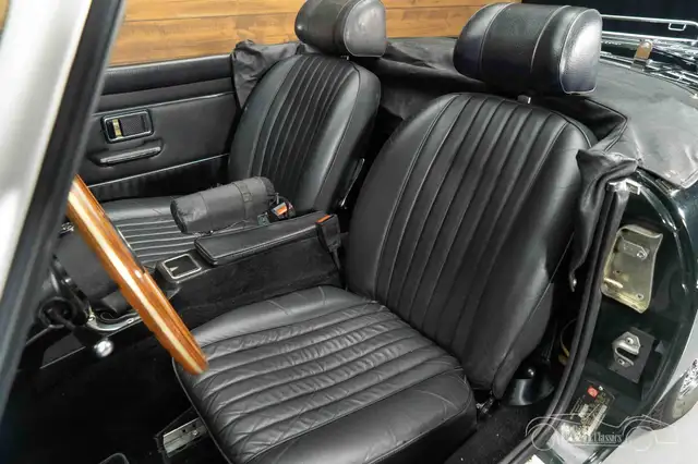 MG MGB view 9