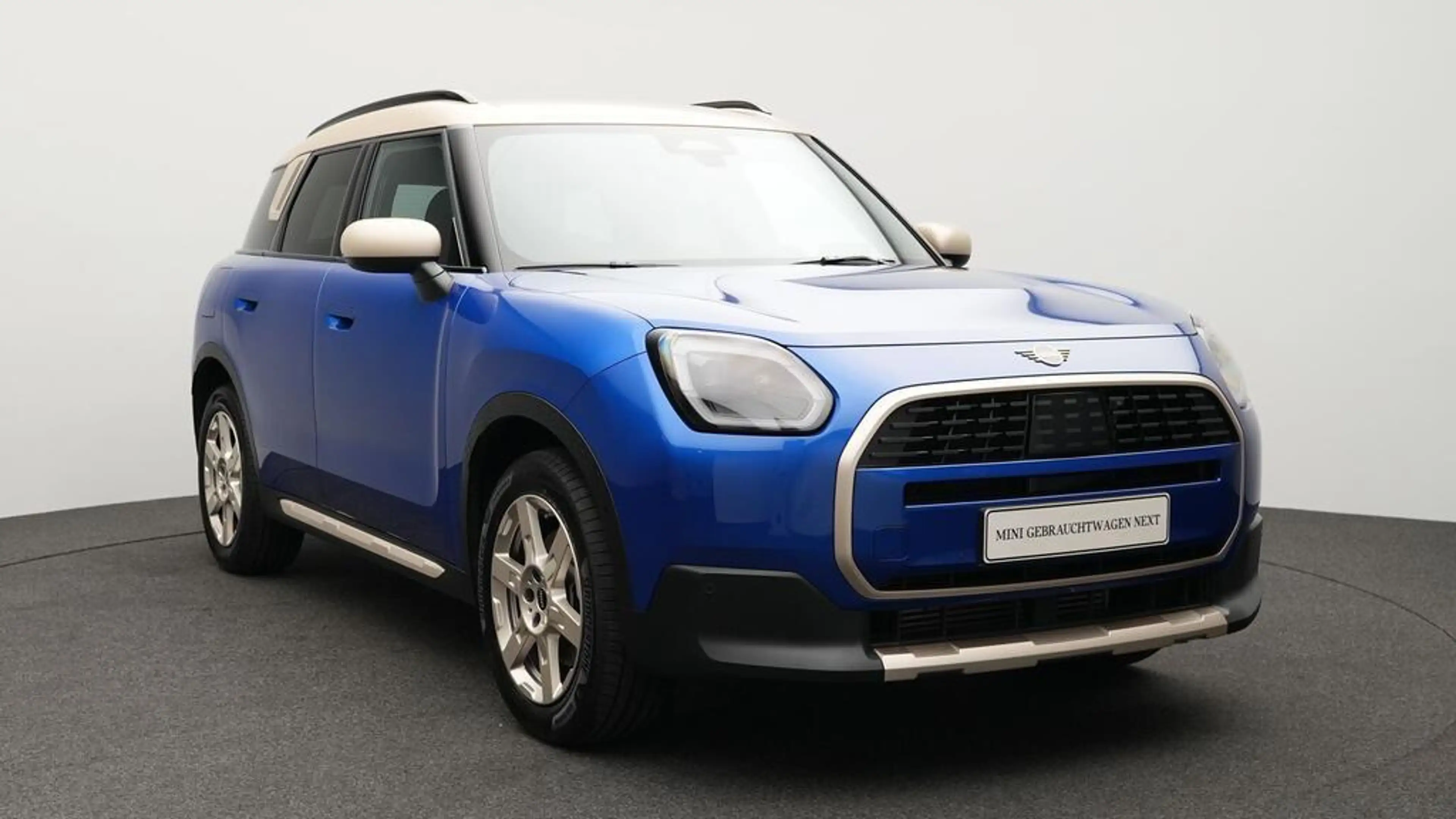 MINI Countryman C Favoured Trim — photo 14