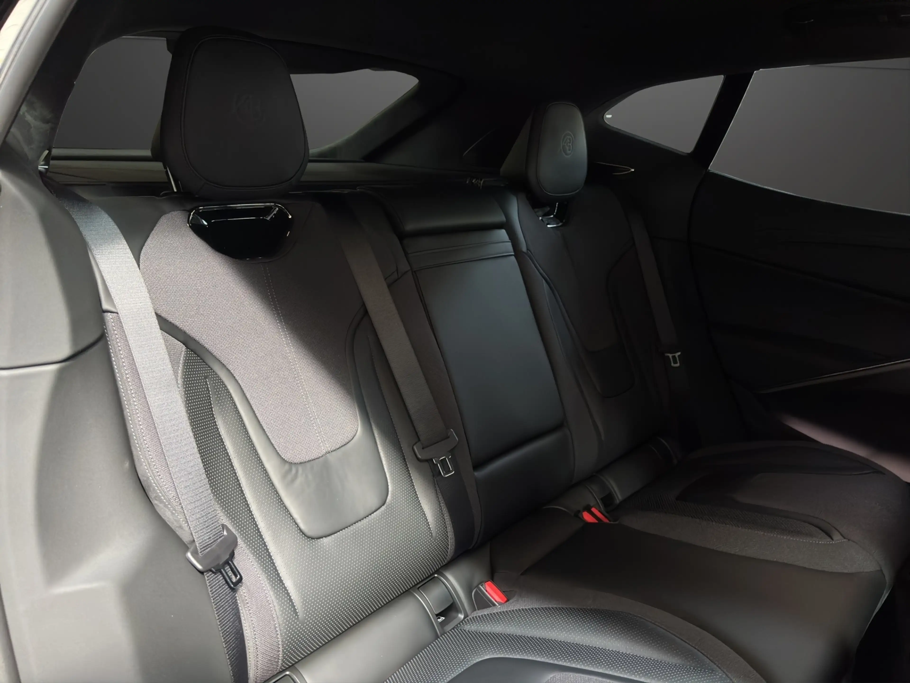 Lotus Eletre 600 Business Edition *Lotus Leipzig* — photo 14