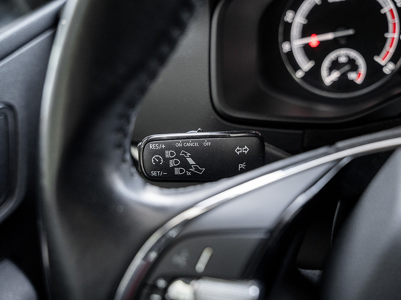 Skoda Karoq 1.0 TSI Clever AHK LED KESSY SHZ SMART- — photo 12