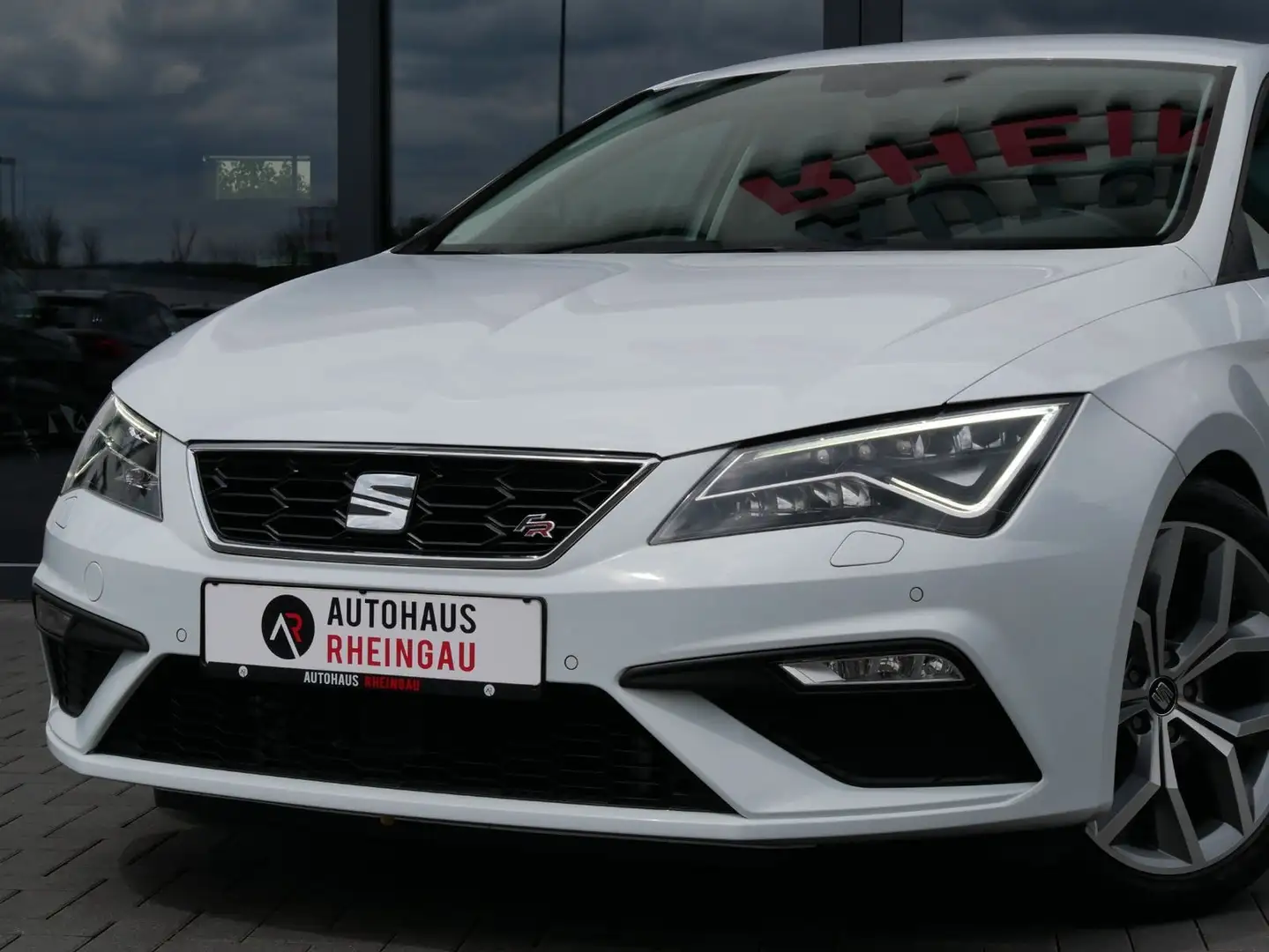 SEAT Leon FR LED Beats! Full Link! LED! Weiß - 2