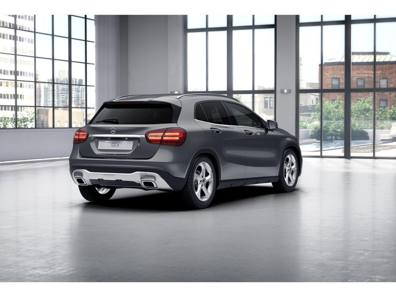 Mercedes-Benz GLA 200 Urban+Navi+LED+Park-Pilot+SHZ+Spiegel-P. — photo 3