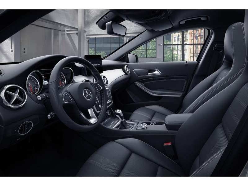 Mercedes-Benz GLA 200 Urban+Navi+LED+Park-Pilot+SHZ+Spiegel-P. — photo 4