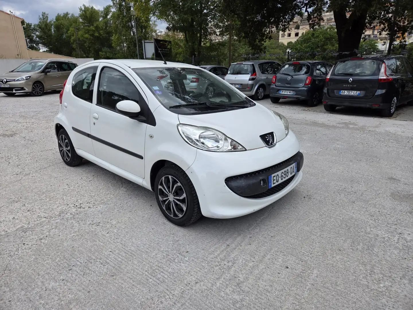 Peugeot 107 Urban Blanc - 1