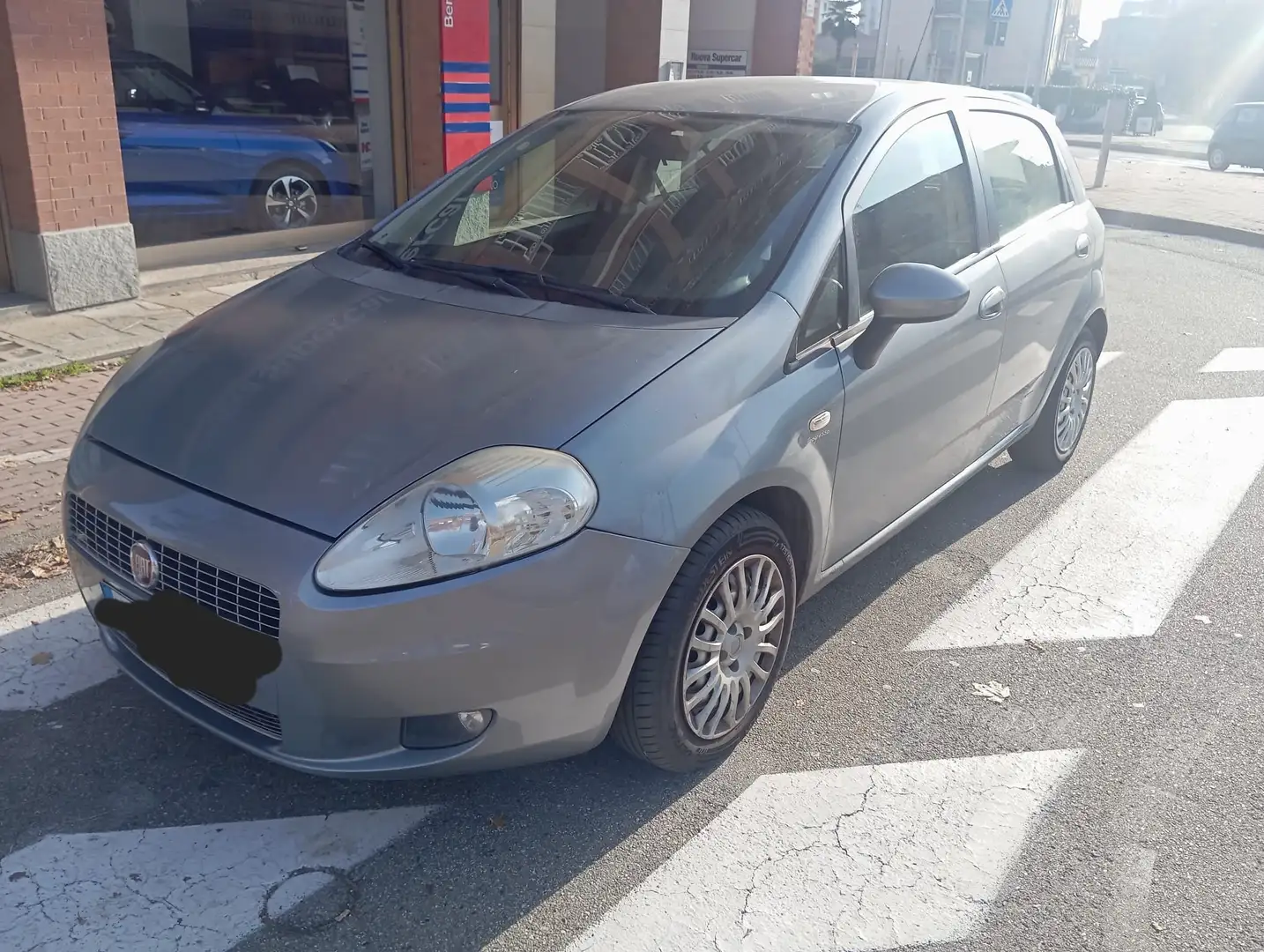Fiat Grande Punto Grande Punto III 5p 1.2 Active 65cv Gris - 2