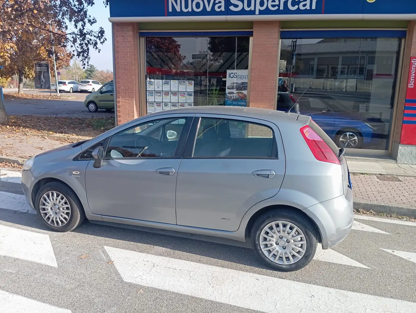Fiat Grande Punto Grande Punto III 5p 1.2 Active 65cv Gris - 1