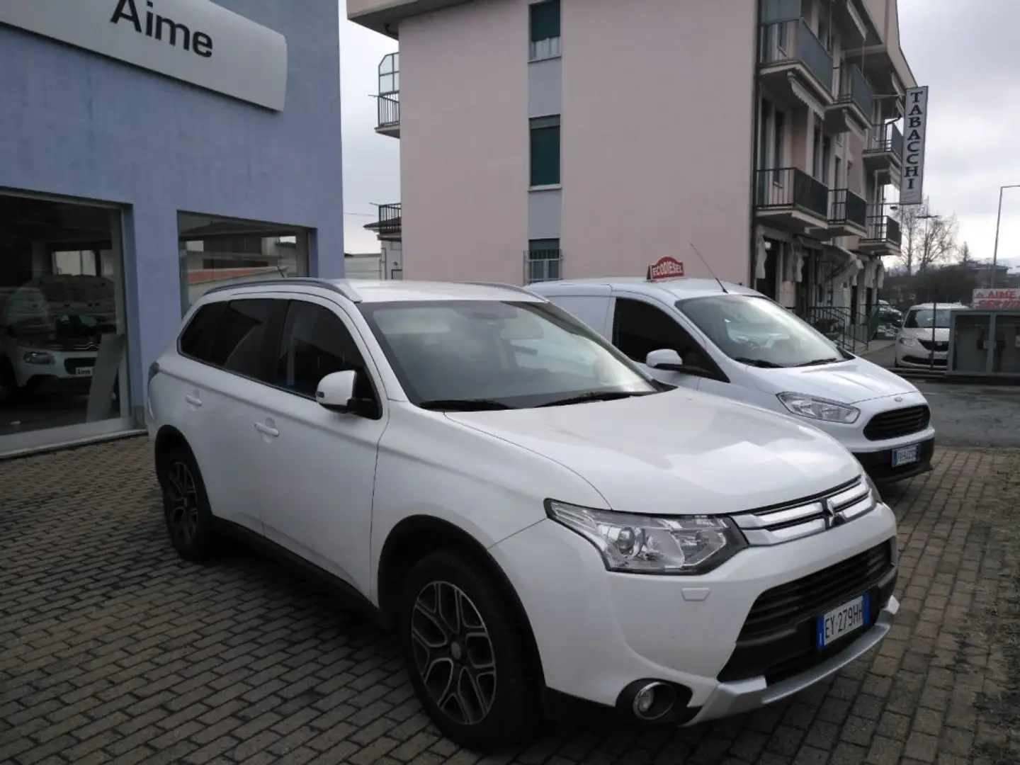 Mitsubishi Outlander 2.2 DI-D 4WD Instyle 7p. Bianco - 1