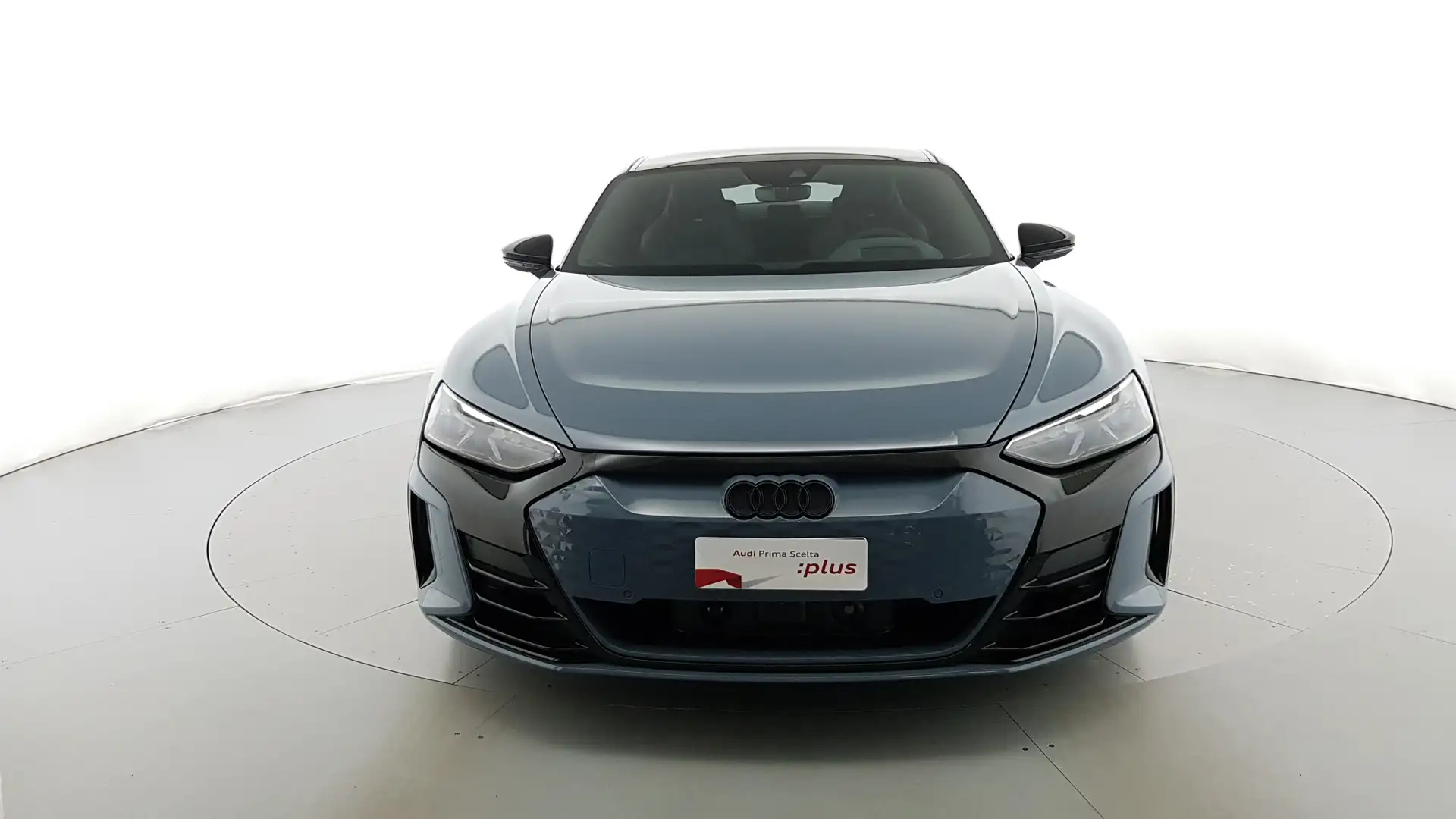 Audi RS e-tron GT Grau - 2