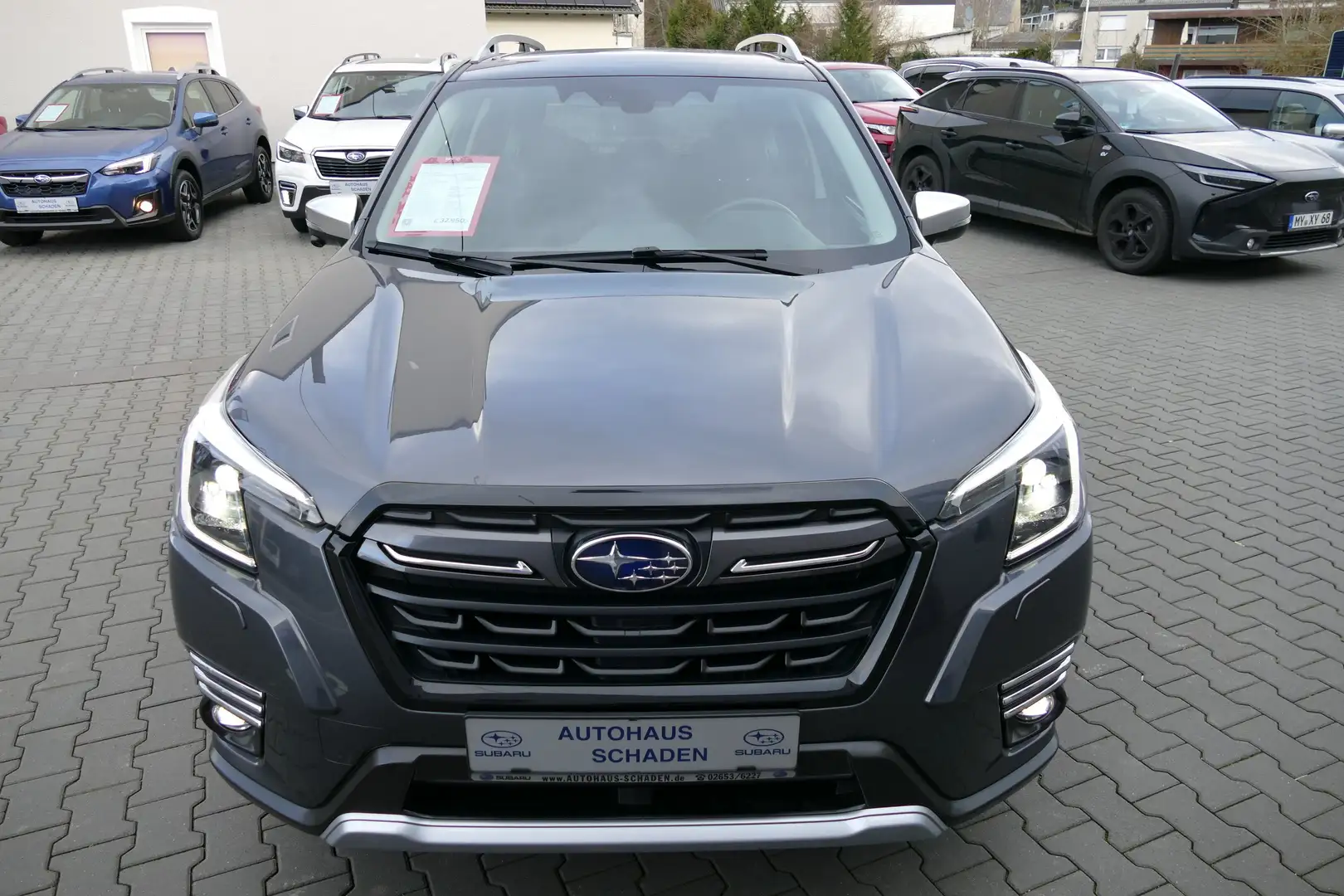 Subaru Forester 2.0ie COMFORT*4X4*AHK*NAVI*WERKSGARANTIE*MWST AUSW Grau - 2