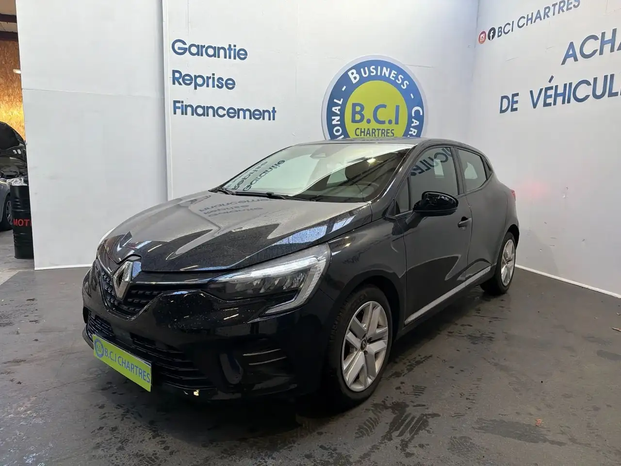 Renault Clio Citadine 5 portes — photo 4