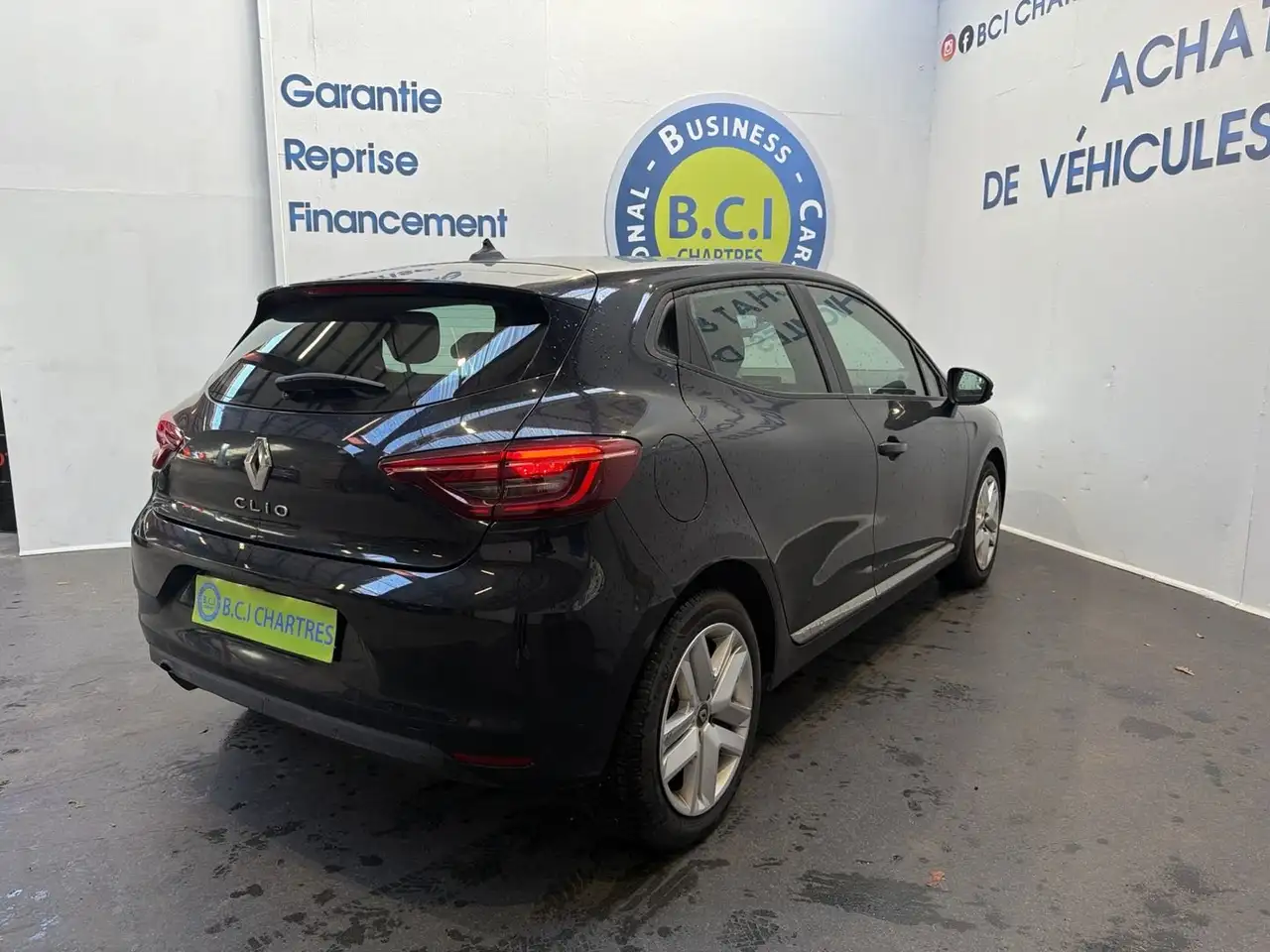 Renault Clio Citadine 5 portes — photo 7