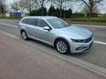 Volkswagen Passat Variant 2.0 TDi SCR Elegance Business DSG 1°EIG. IN PERFECTE STAAT. 2023. VEEL OPTIES Plateado - thumbnail 1