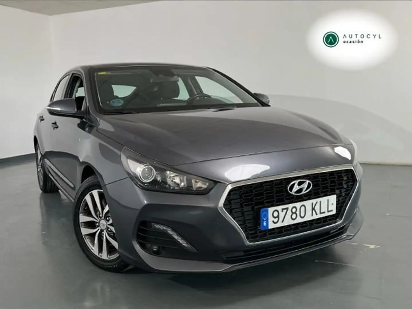 Hyundai i30 1.0 TGDI Klass Fastback Gris - 1