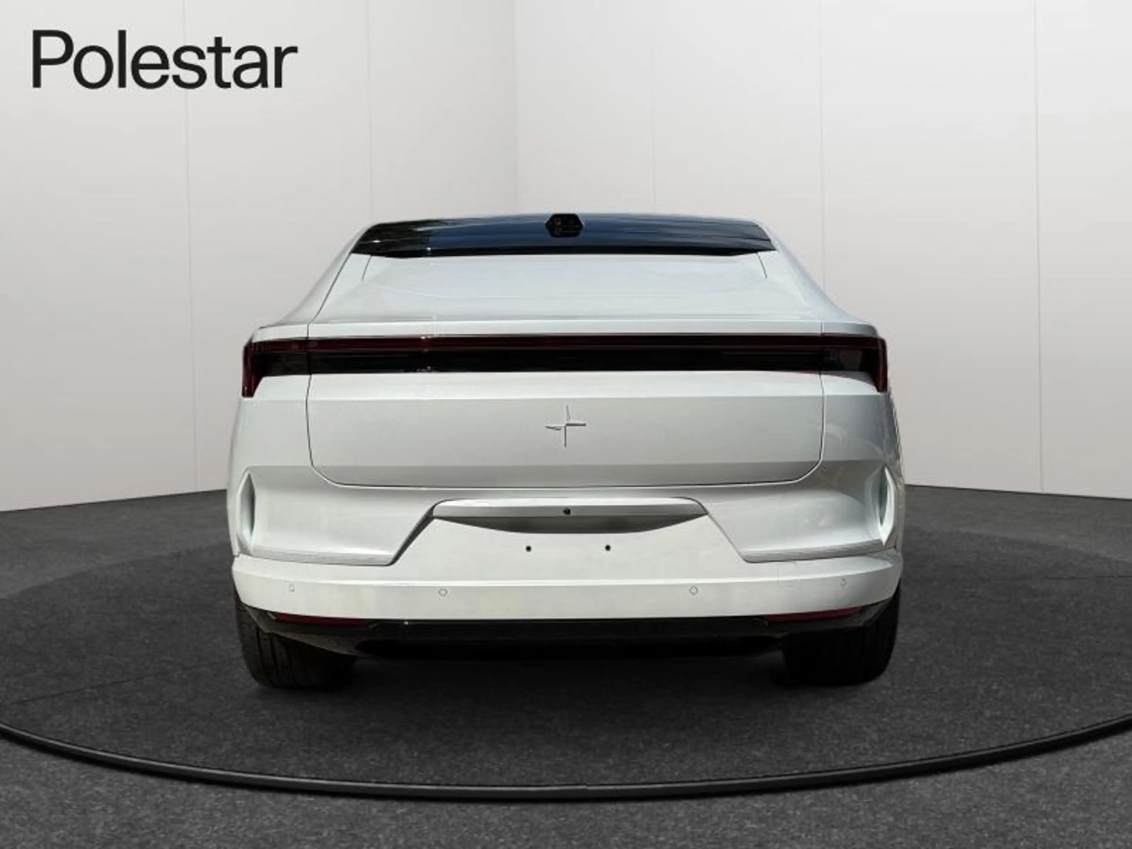 Polestar 4 Long Range Single Motor MY25 — photo 4