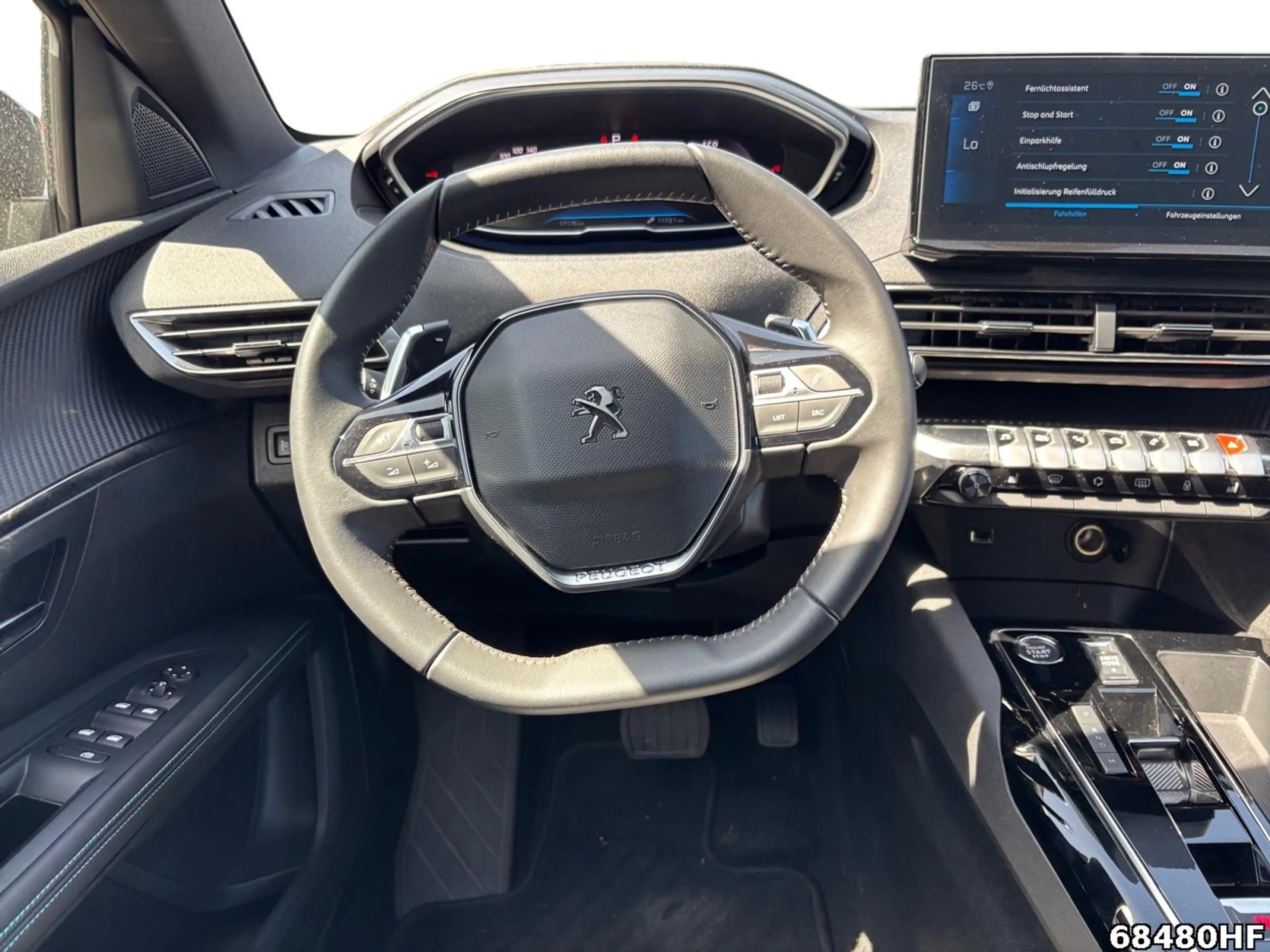 Peugeot 5008 1.2 Hybrid 136 Allure Pack — photo 9