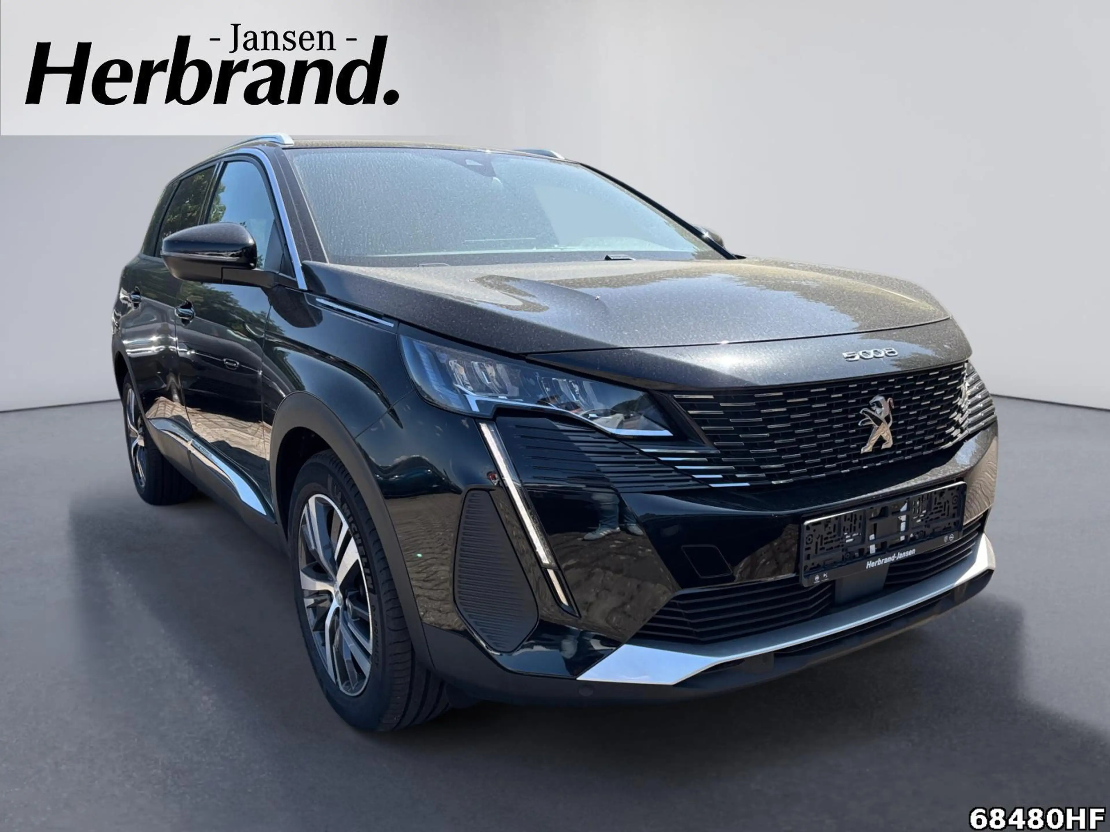 Peugeot 5008 1.2 Hybrid 136 Allure Pack — photo 2