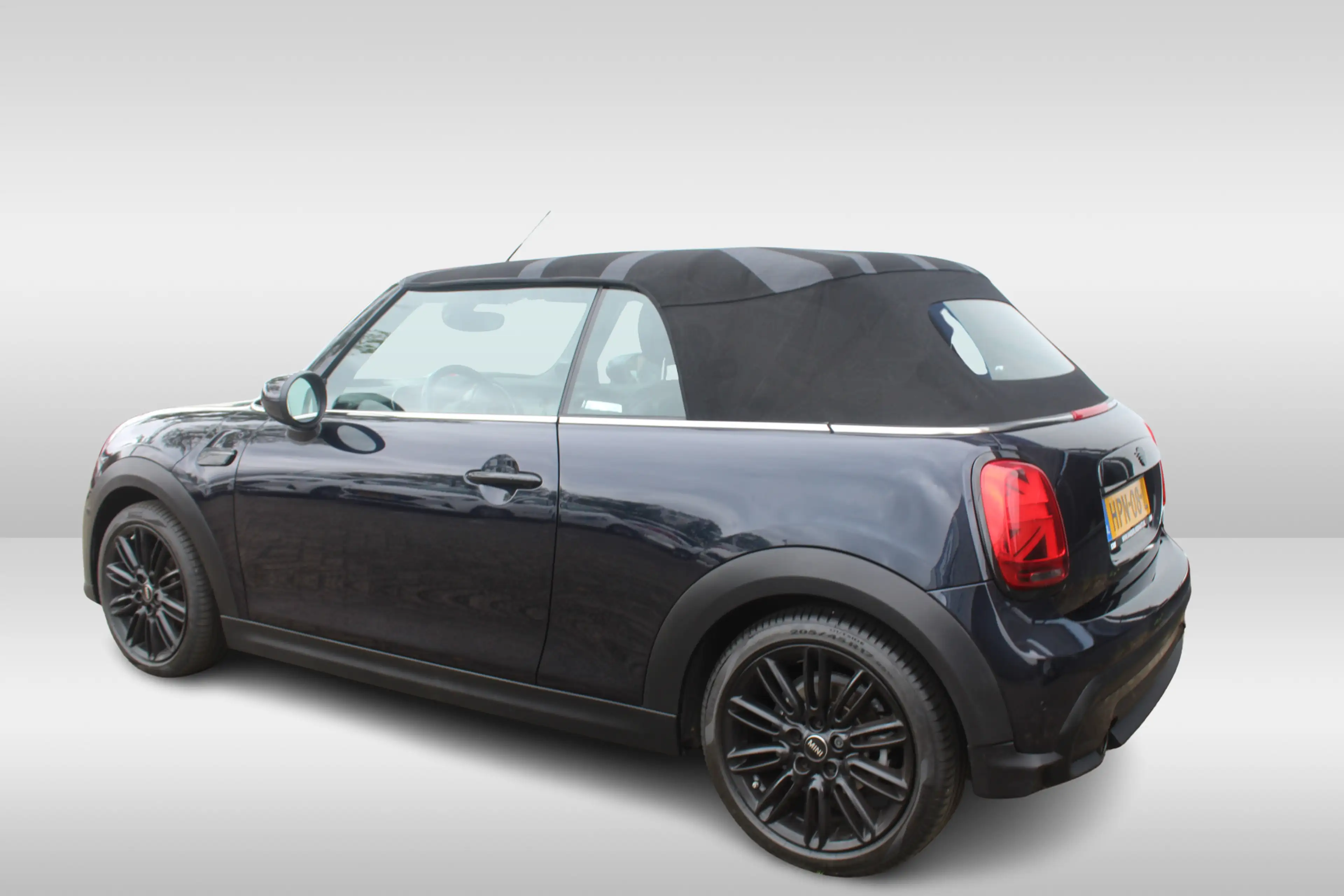 MINI Cooper Cabrio 1.5 Rockingham GT Stuur - en stoelverwarming l H/K — photo 23