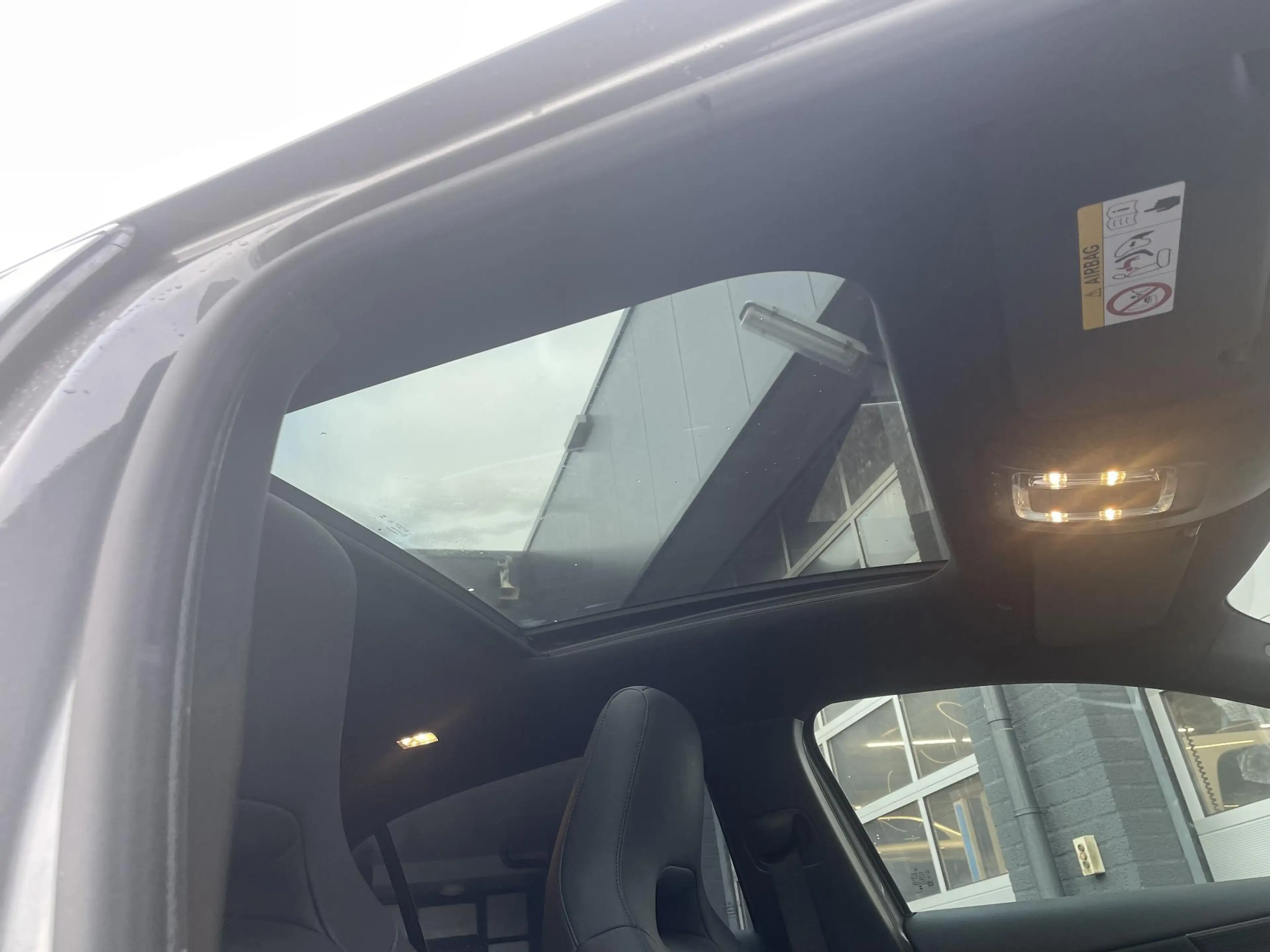 Mercedes-Benz A 250 e Luxury Line | Panoramadak | Achteruitrijcamera | — photo 13