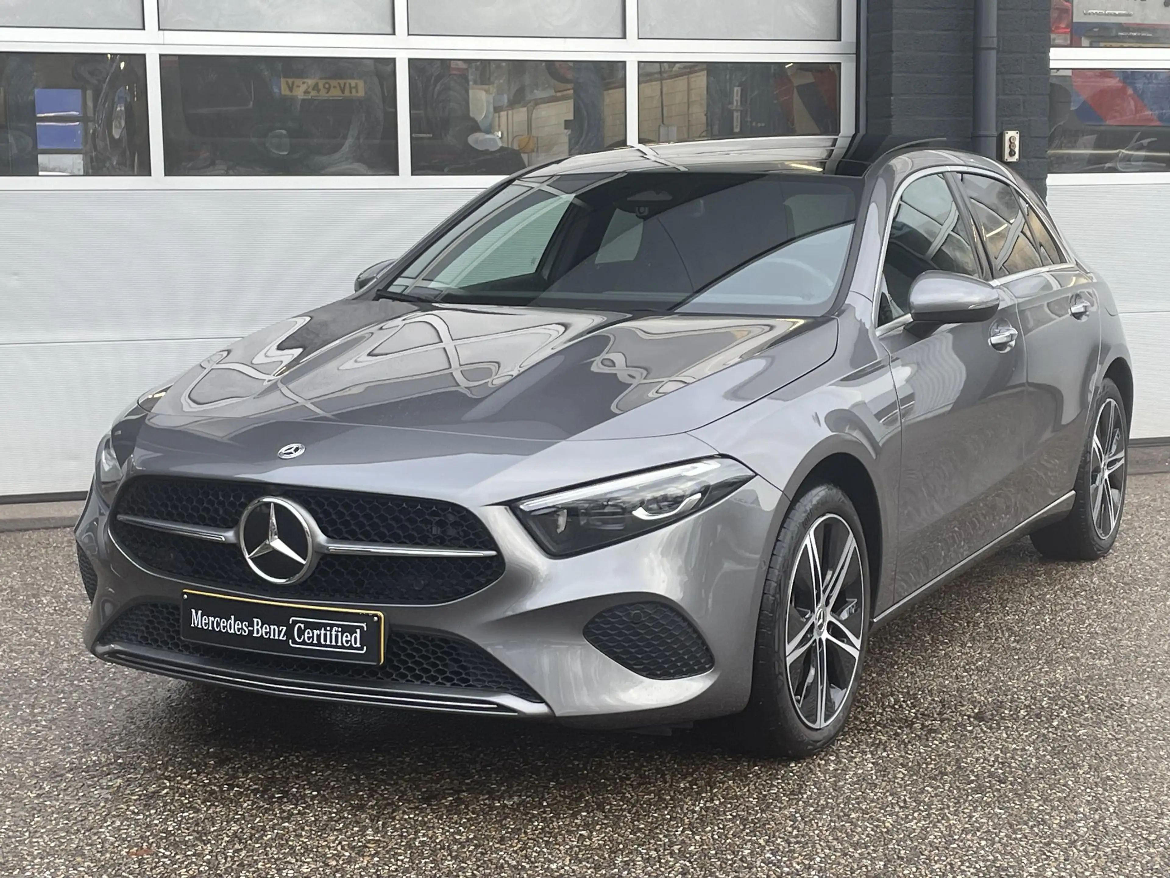 Mercedes-Benz A 250 e Luxury Line | Panoramadak | Achteruitrijcamera | — photo 15