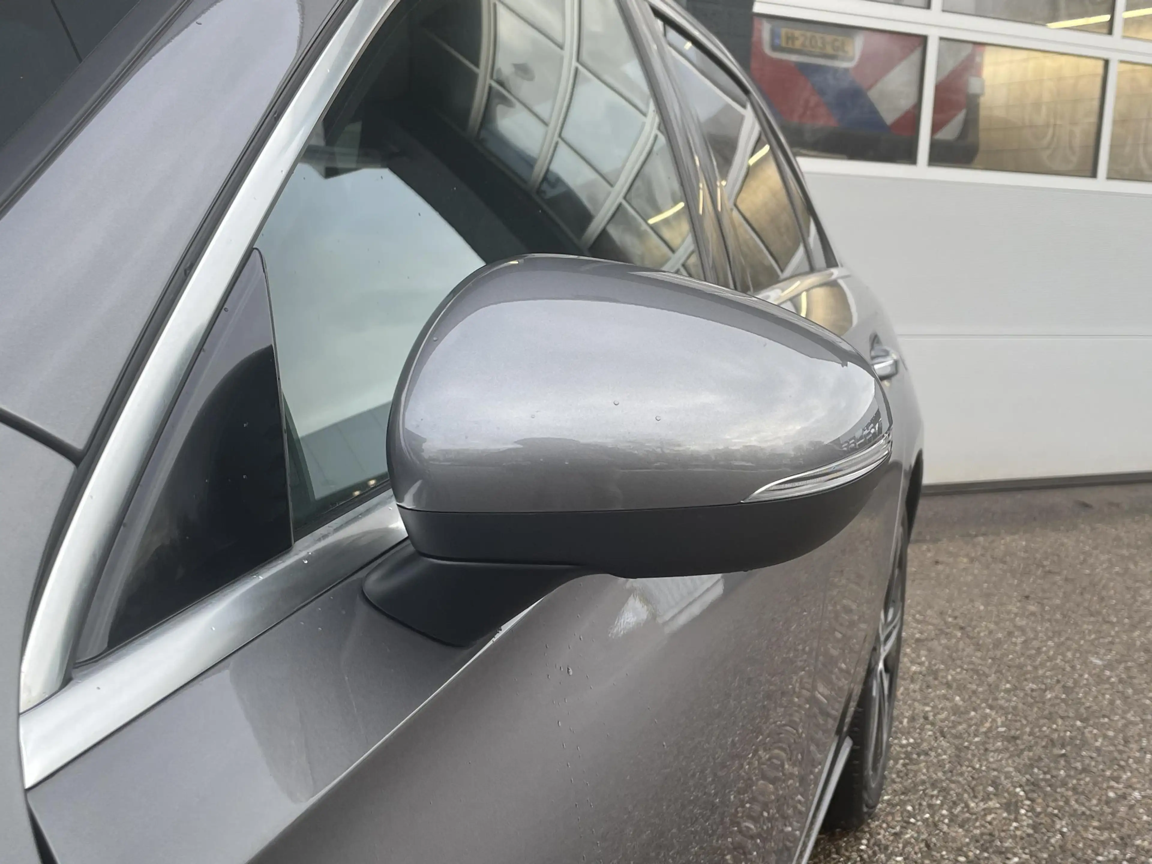 Mercedes-Benz A 250 e Luxury Line | Panoramadak | Achteruitrijcamera | — photo 10