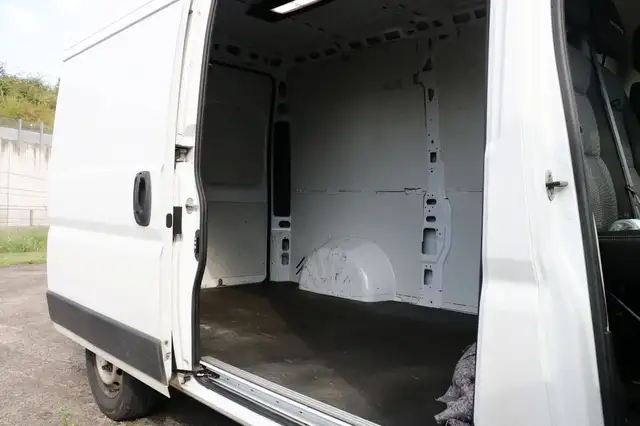 Fiat Ducato view 10