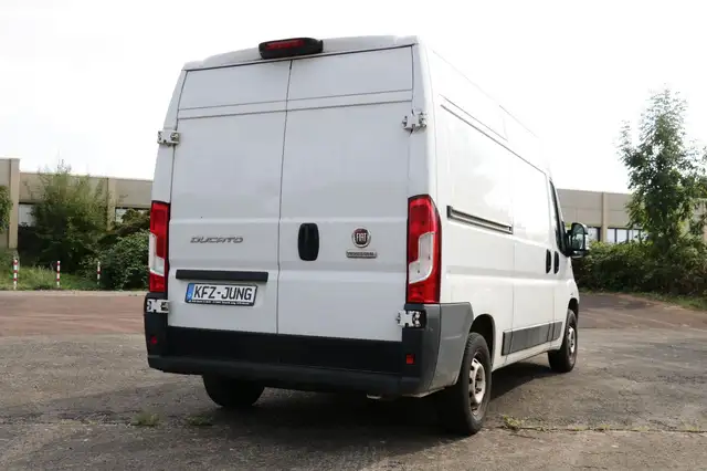 Fiat Ducato view 4