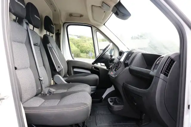 Fiat Ducato view 11