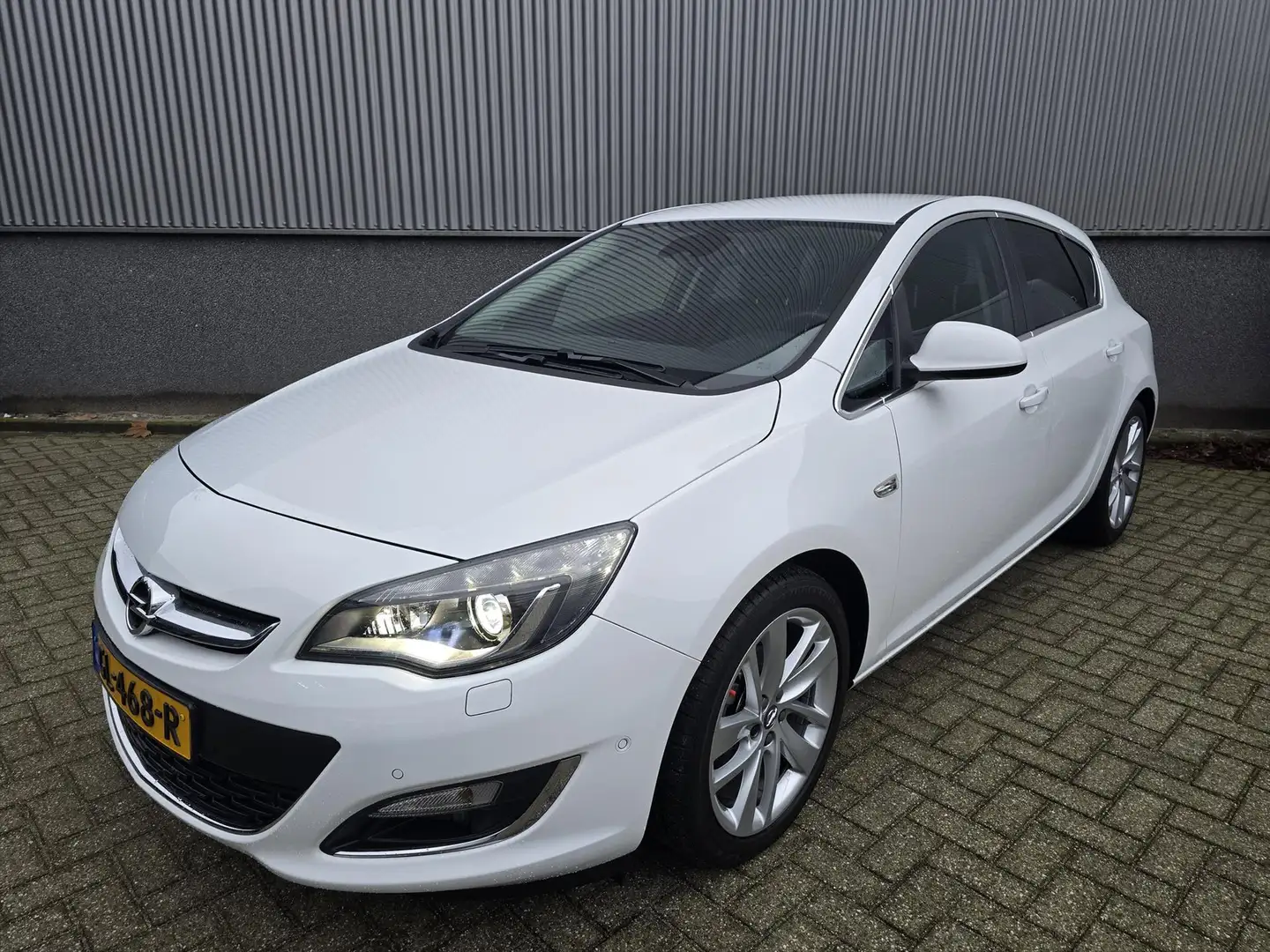 Opel Astra 1.4 Turbo 140pk Automaat. Cosmo uitvoering | Dodeh Blanc - 2
