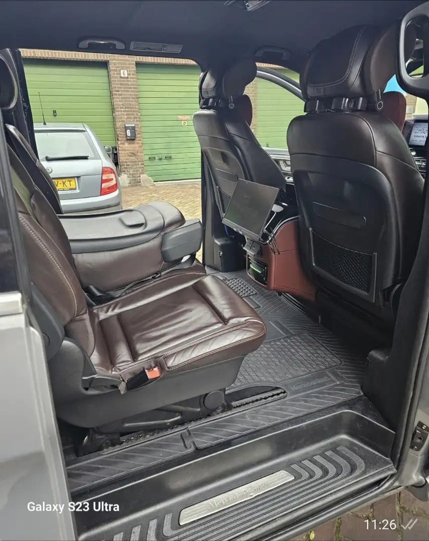 Mercedes-Benz V 250 BlueTEC L. Edition 1 Grijs - 2