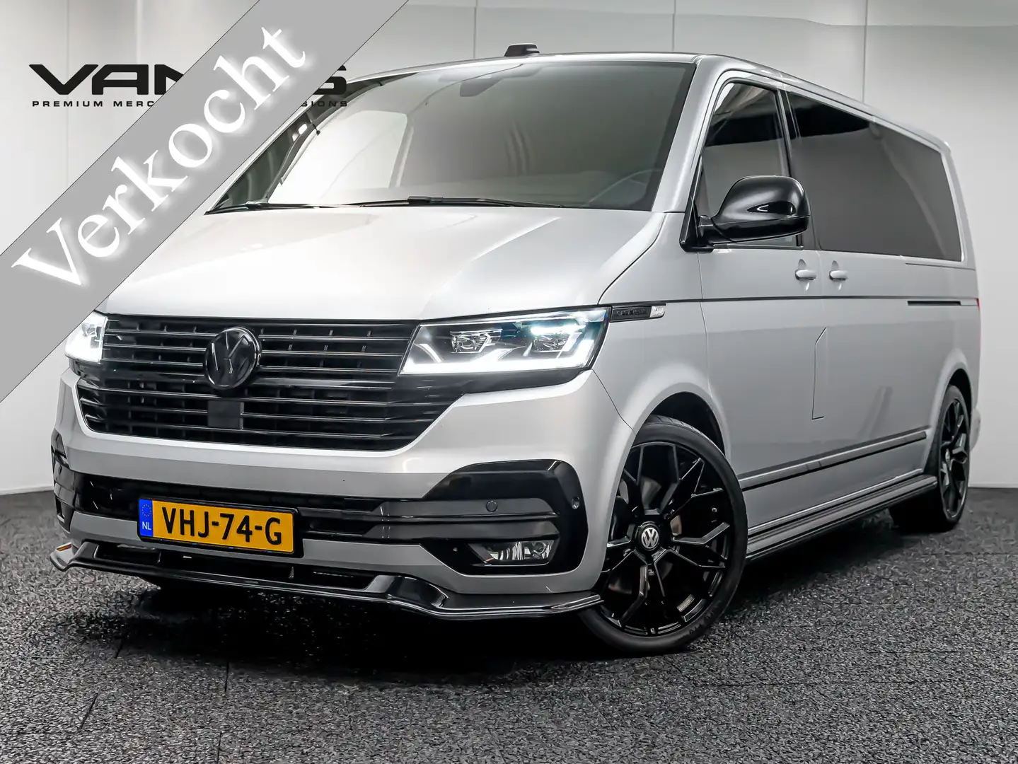 Volkswagen T6.1 Transporter 2.0 TDI L2H1 30 DC | CARAVELLE | Compleet Grijs - 1