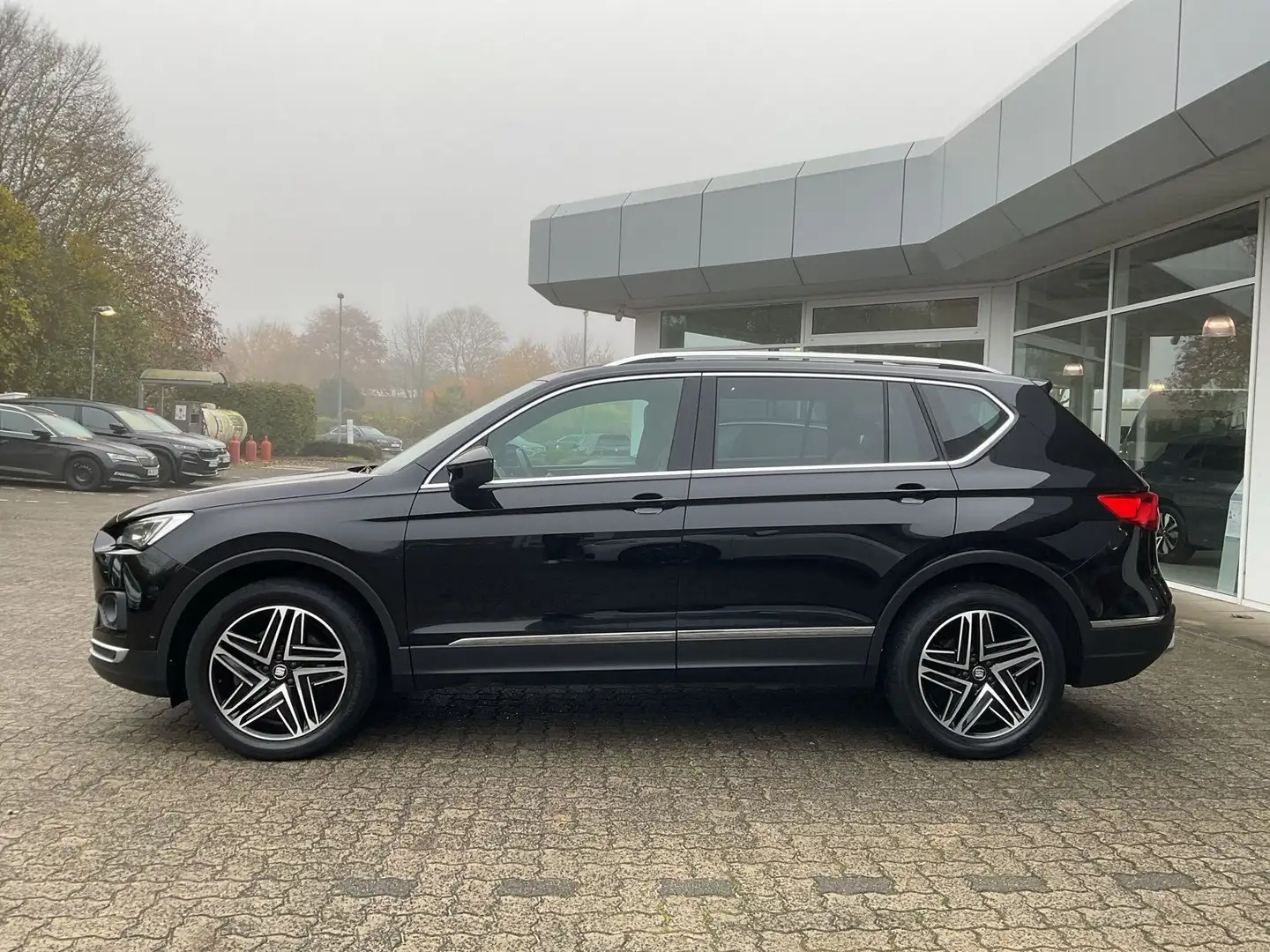 SEAT Tarraco 2.0 TDI Xcellence 4Drive DSG AHK TopView Schwarz - 2