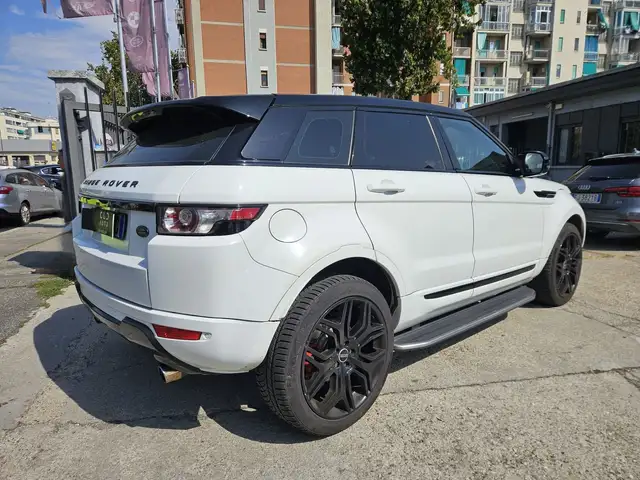 Land Rover Range Rover Evoque view 4