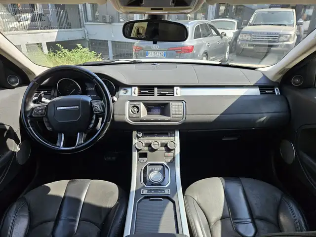 Land Rover Range Rover Evoque view 10