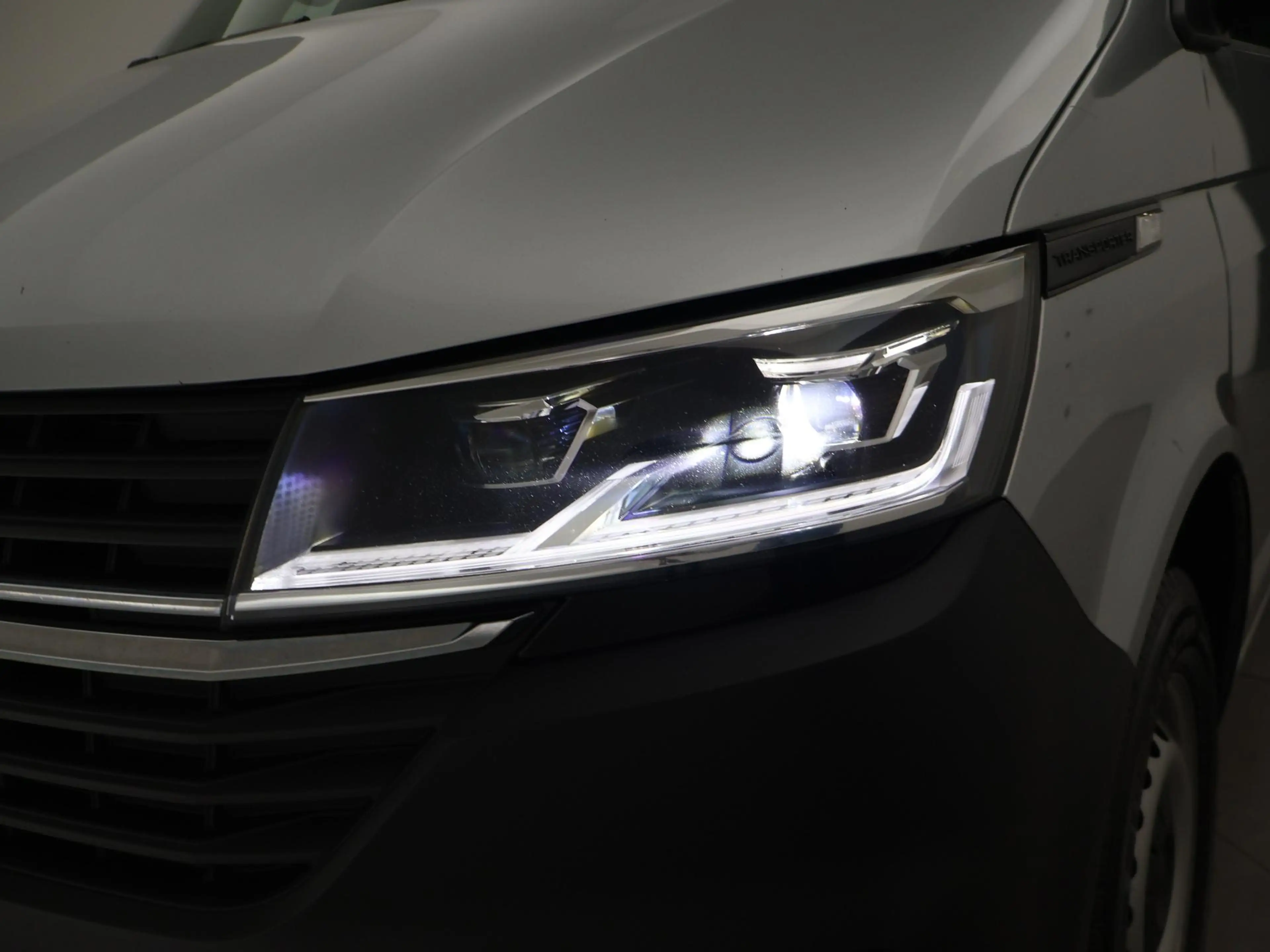 Volkswagen T6.1 Transporter 2.0 TDI L2H1 150 PK DSG AUT. + WP INRICHTING | GLO — photo 20