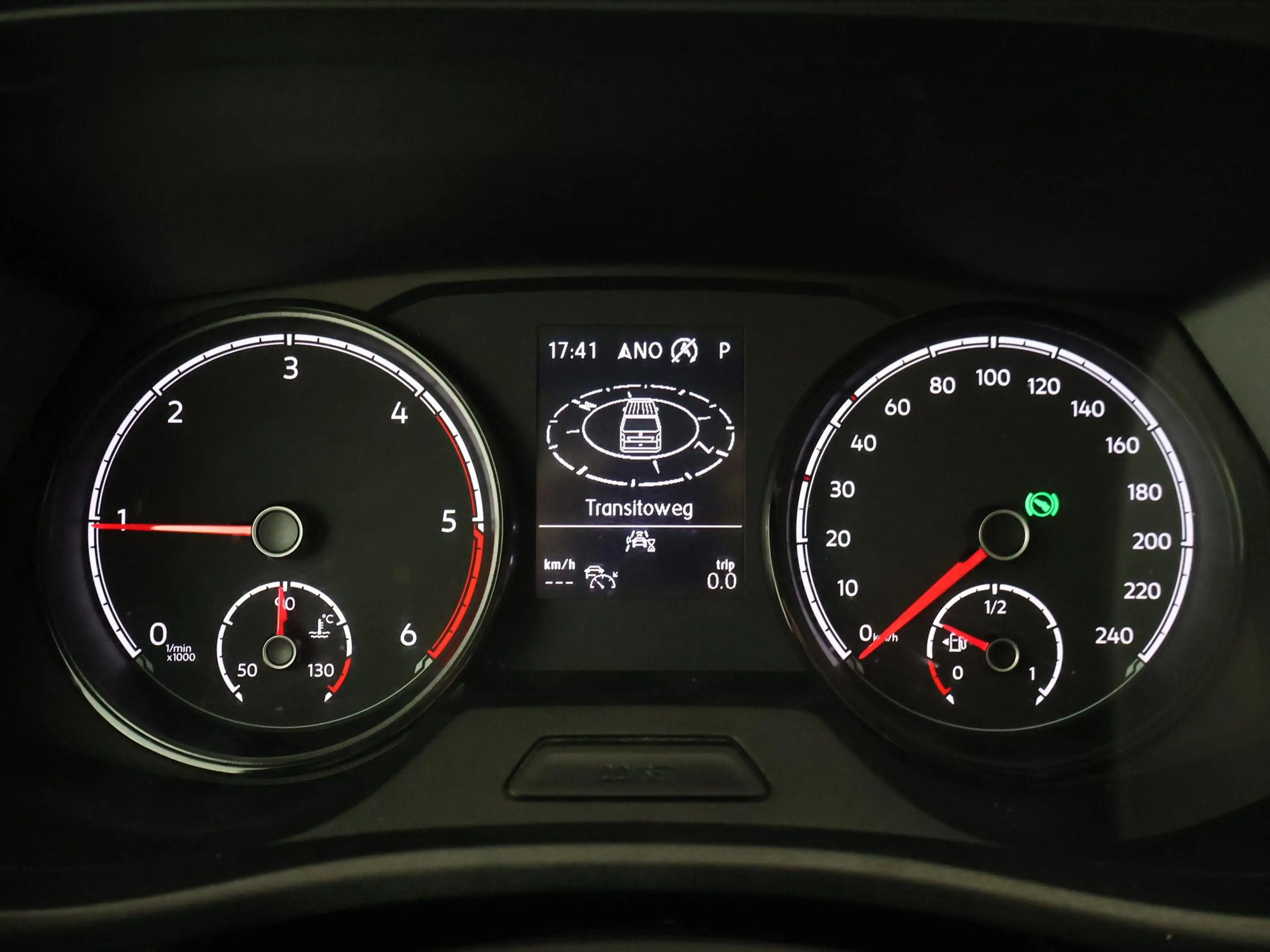 Volkswagen T6.1 Transporter 2.0 TDI L2H1 150 PK DSG AUT. + WP INRICHTING | GLO — photo 27