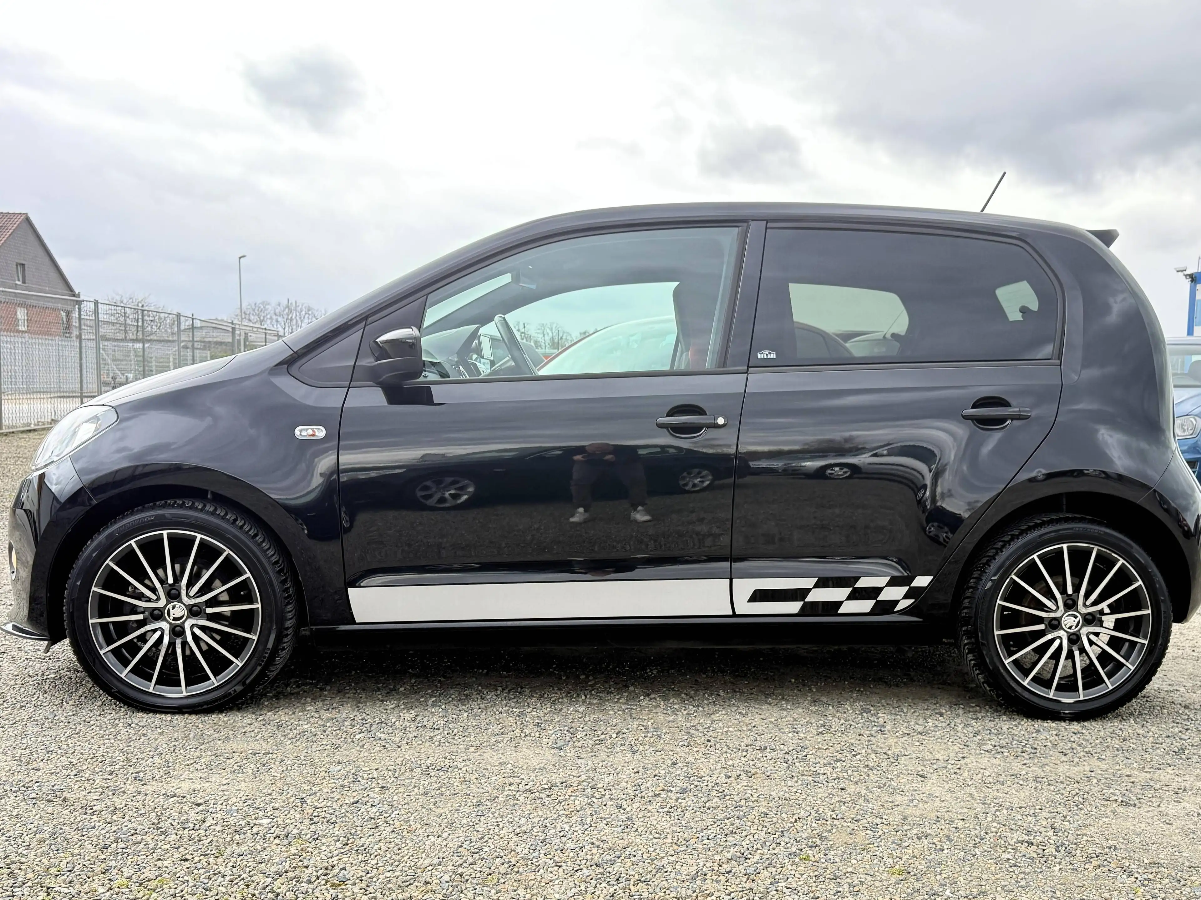 Skoda Citigo 1.0L *Monte Carlo* 52tKm *Klima*Navi.*TÜV NEU* — photo 9
